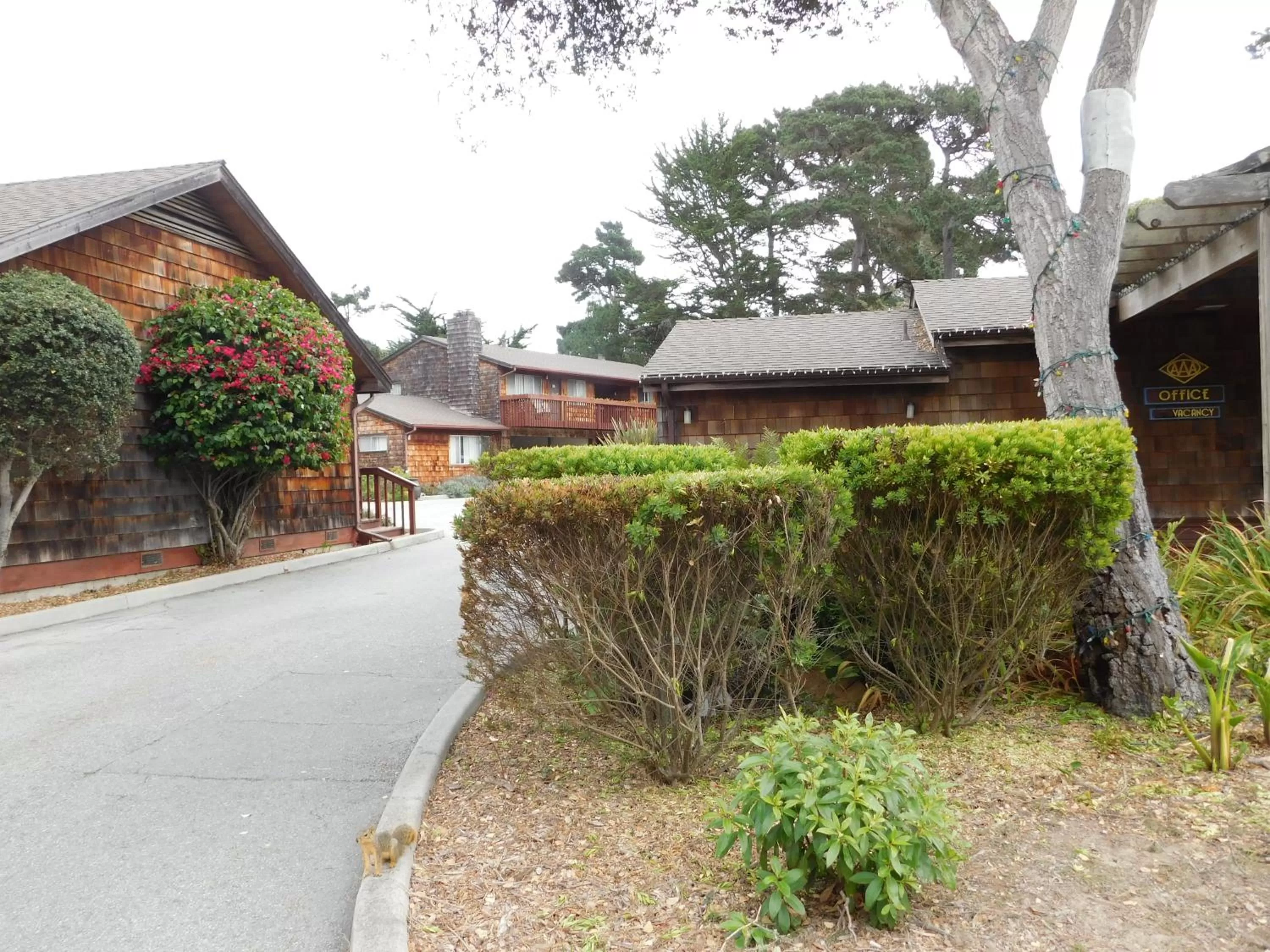 Property building in Pacific Gardens Inn