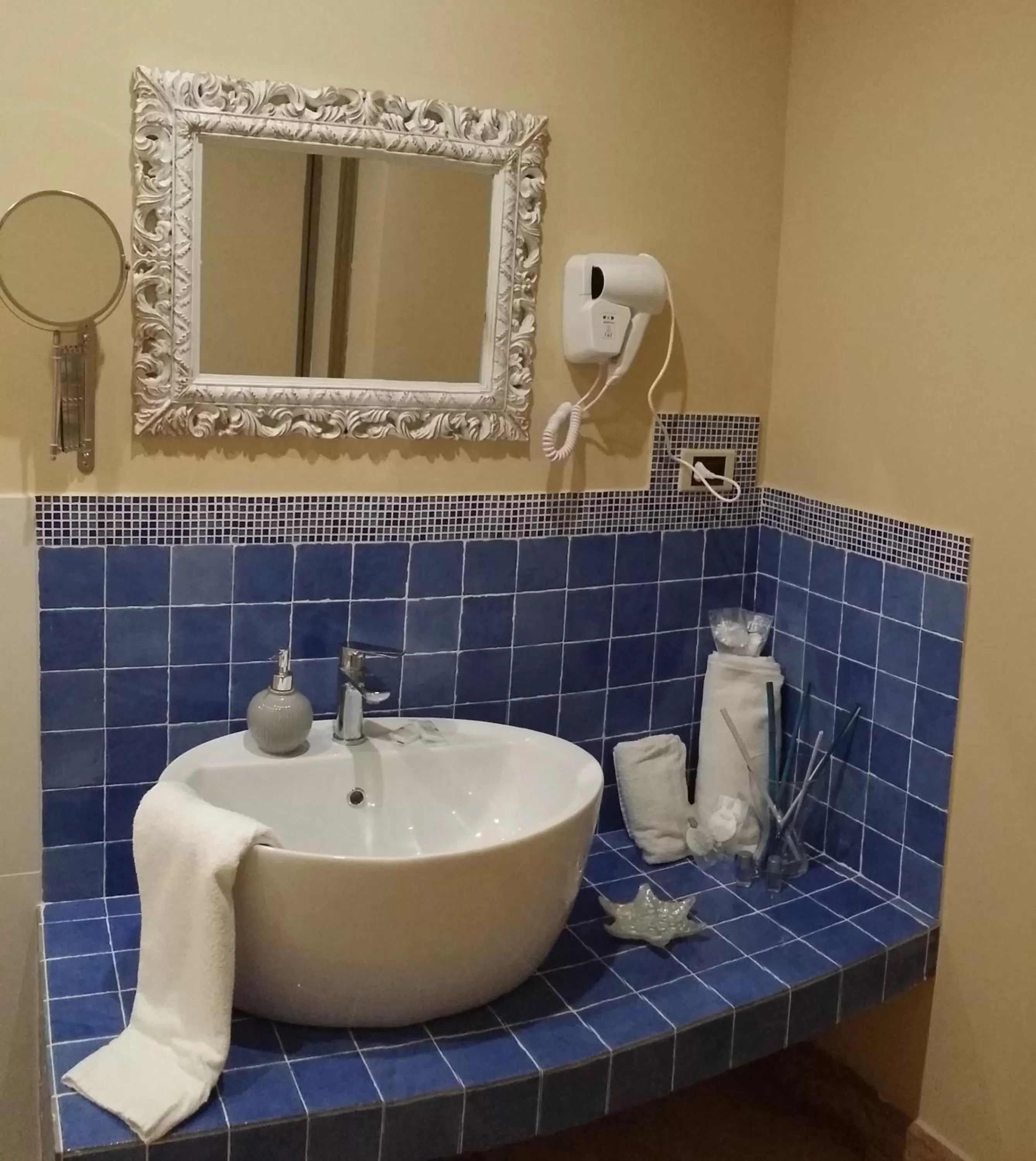 Bathroom in B&B Sicily Luxury