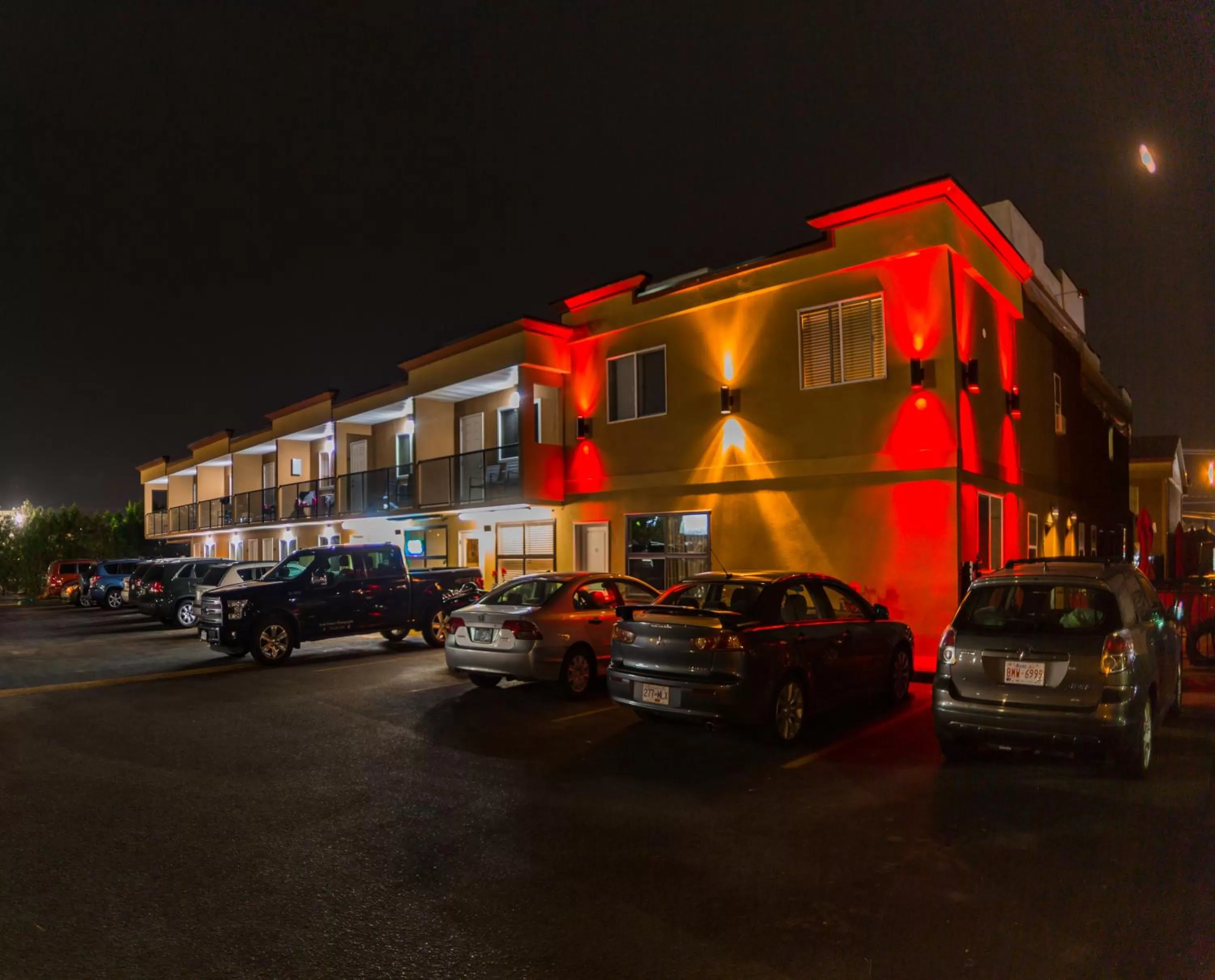 Property building in Sahara Courtyard Inn Penticton