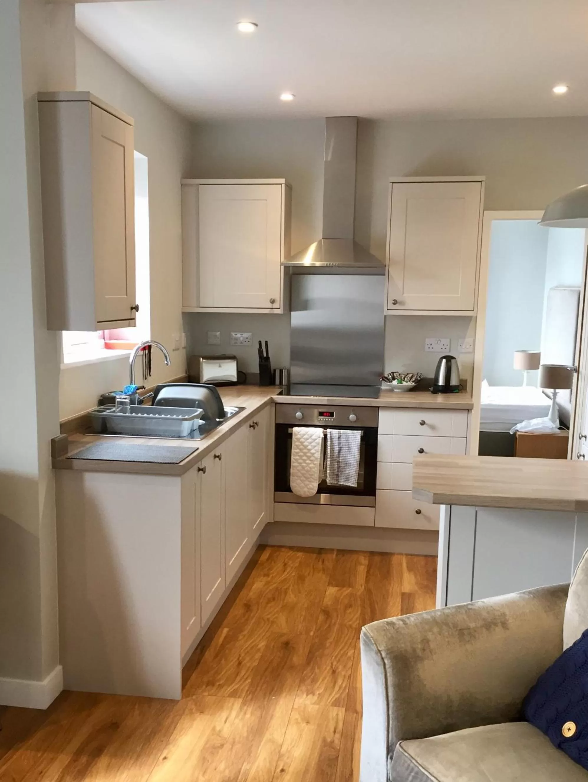 Kitchen or kitchenette in Castle Hotel & Apartments