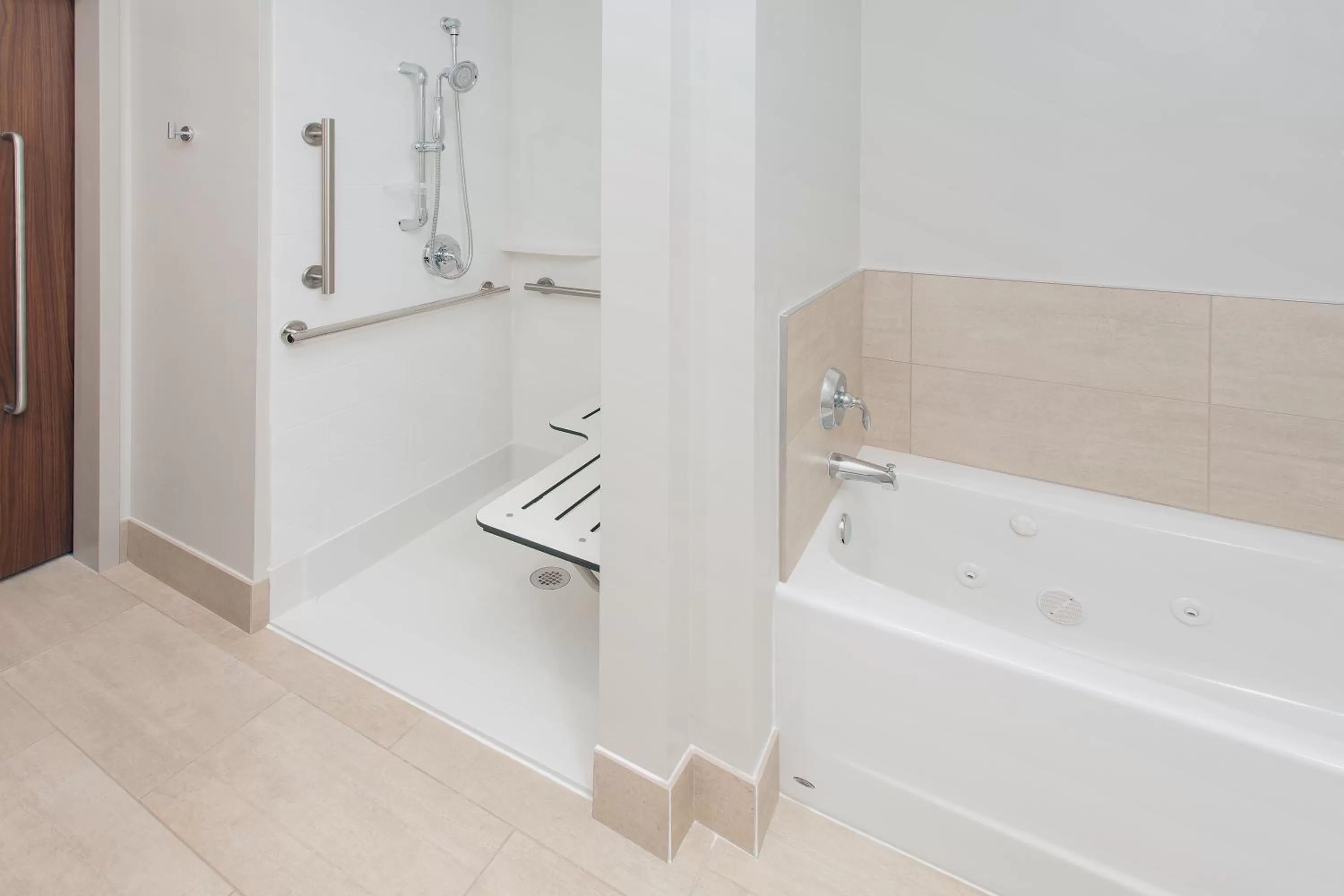 Bathroom in Holiday Inn Express & Suites - Sterling Heights-Detroit Area by IHG