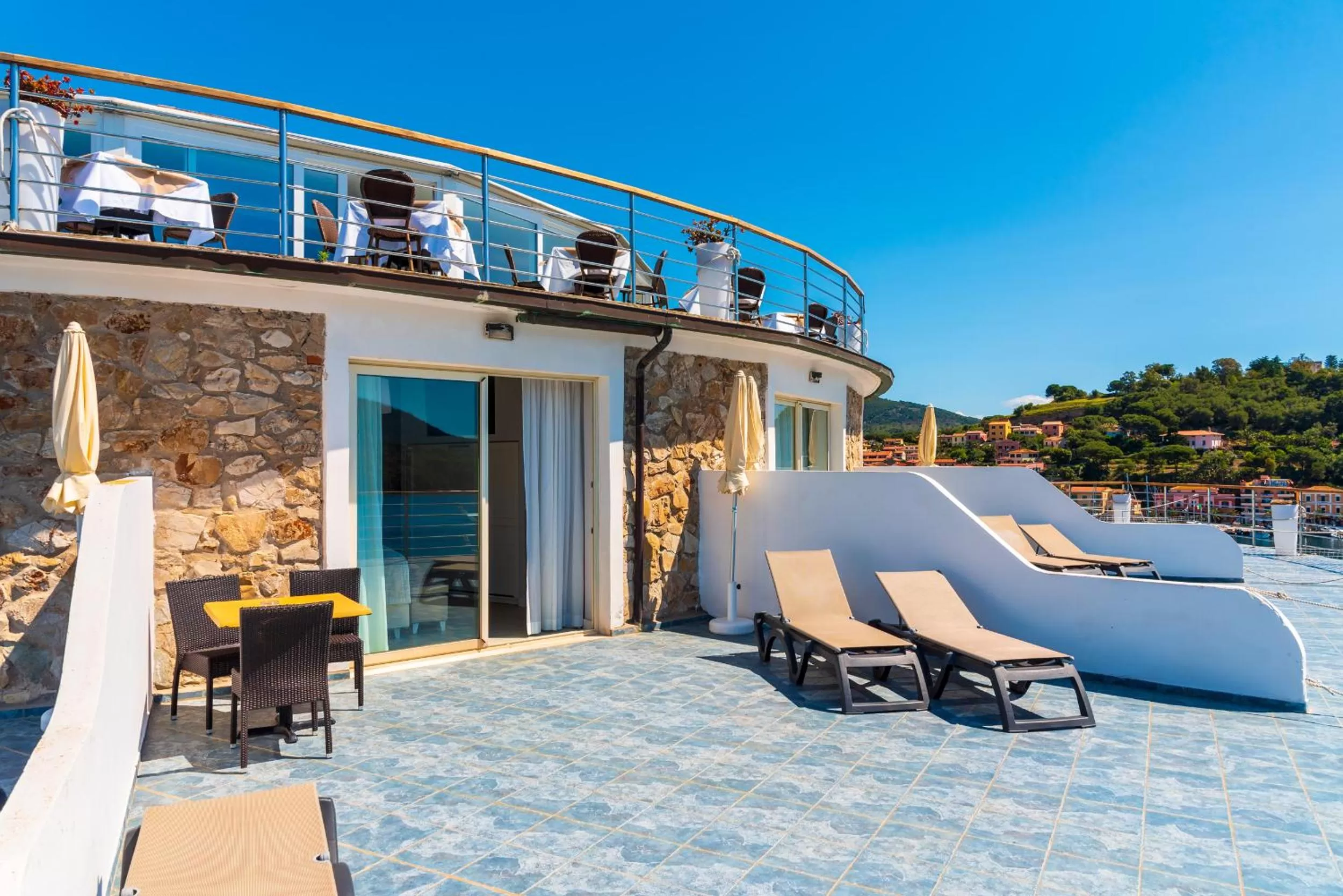 Patio in Hotel Plaza