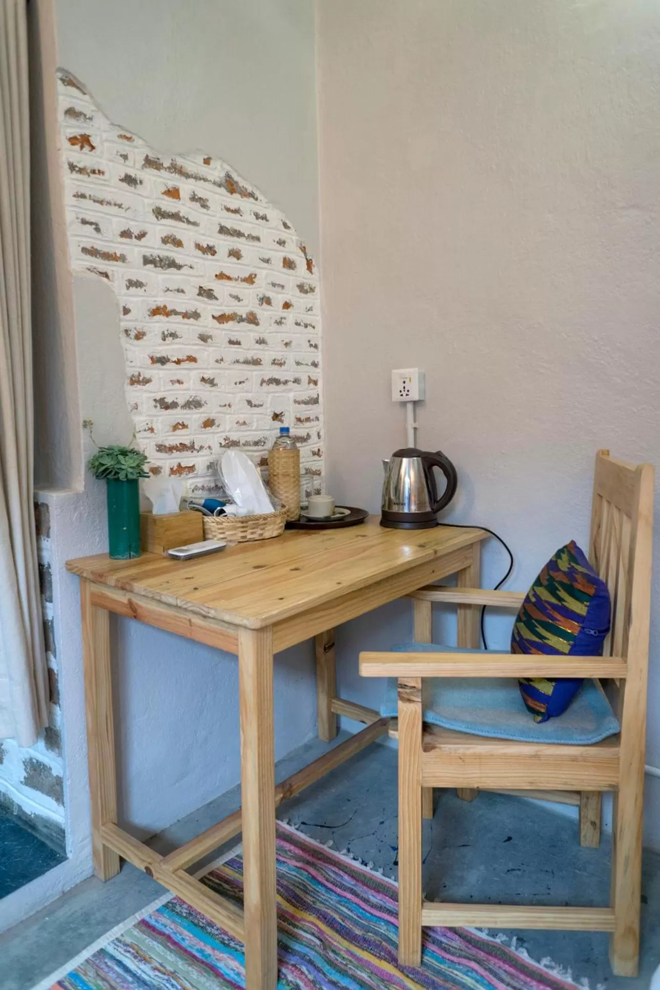 Kitchen/Kitchenette in Omana Hotel