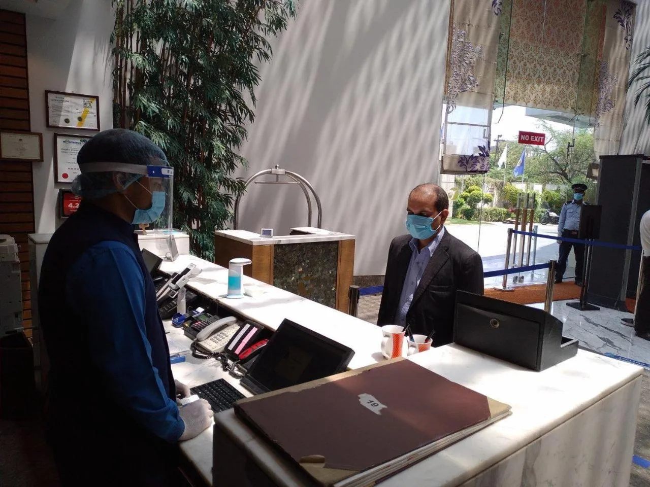 Lobby or reception in Fortune Sector 27, Noida - Member ITC Hotels' Group