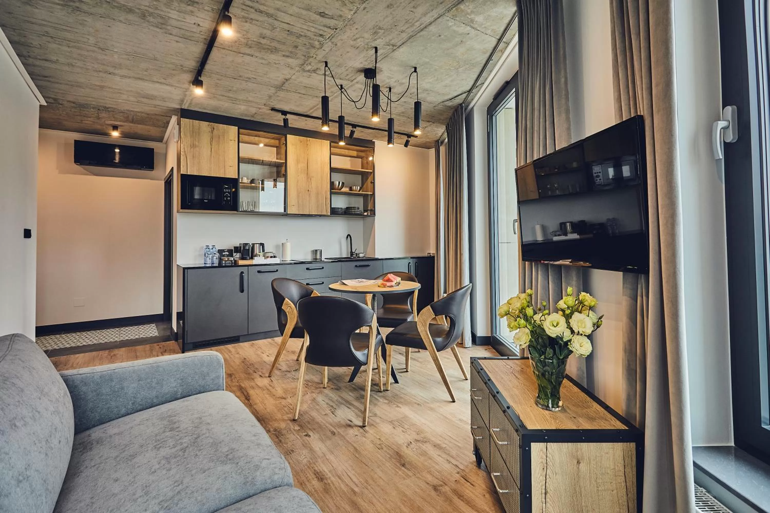 Kitchen or kitchenette in The Bridge Suites Hotel