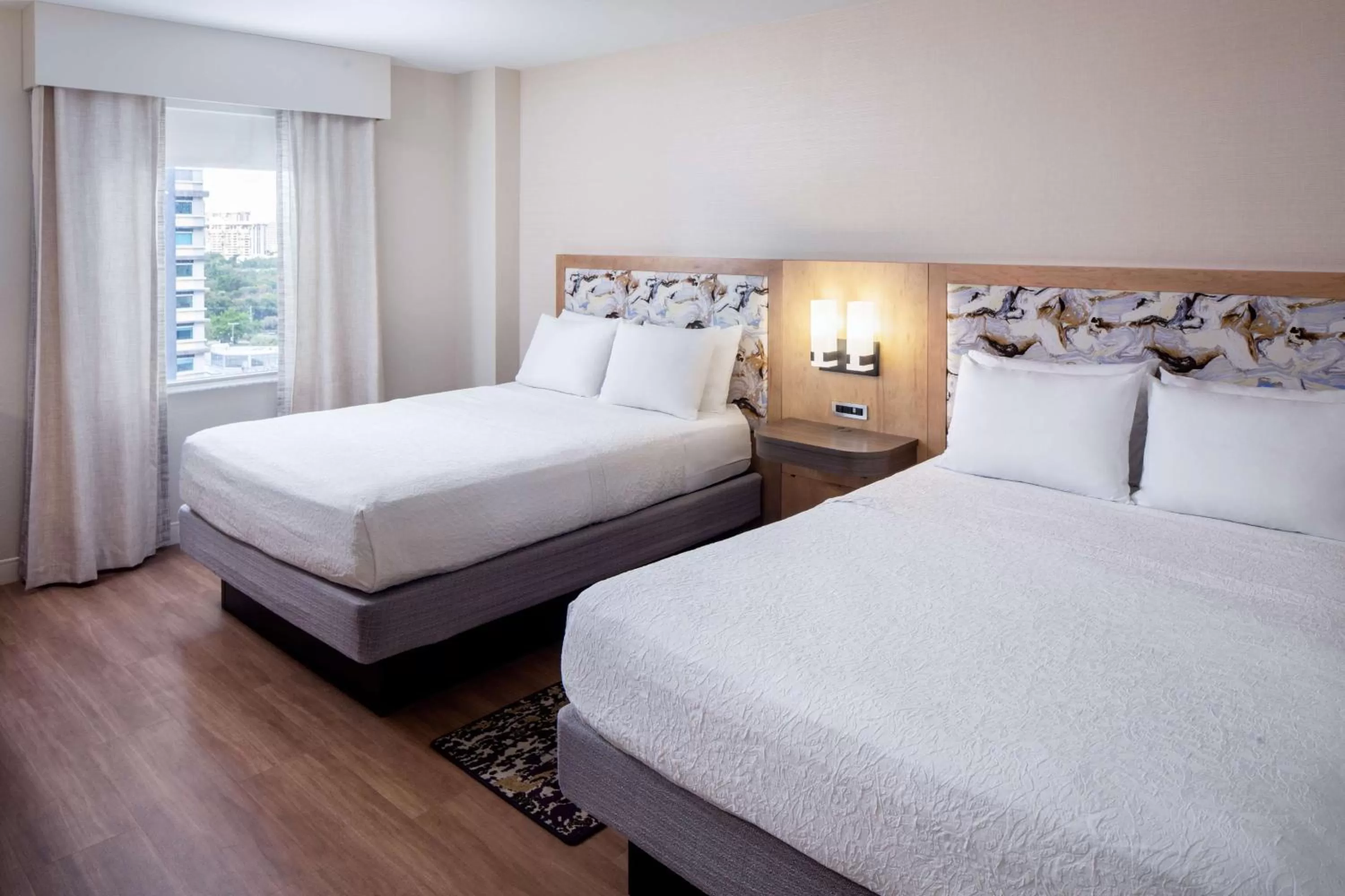 Bed in Hampton Inn & Suites by Hilton Miami Downtown/Brickell