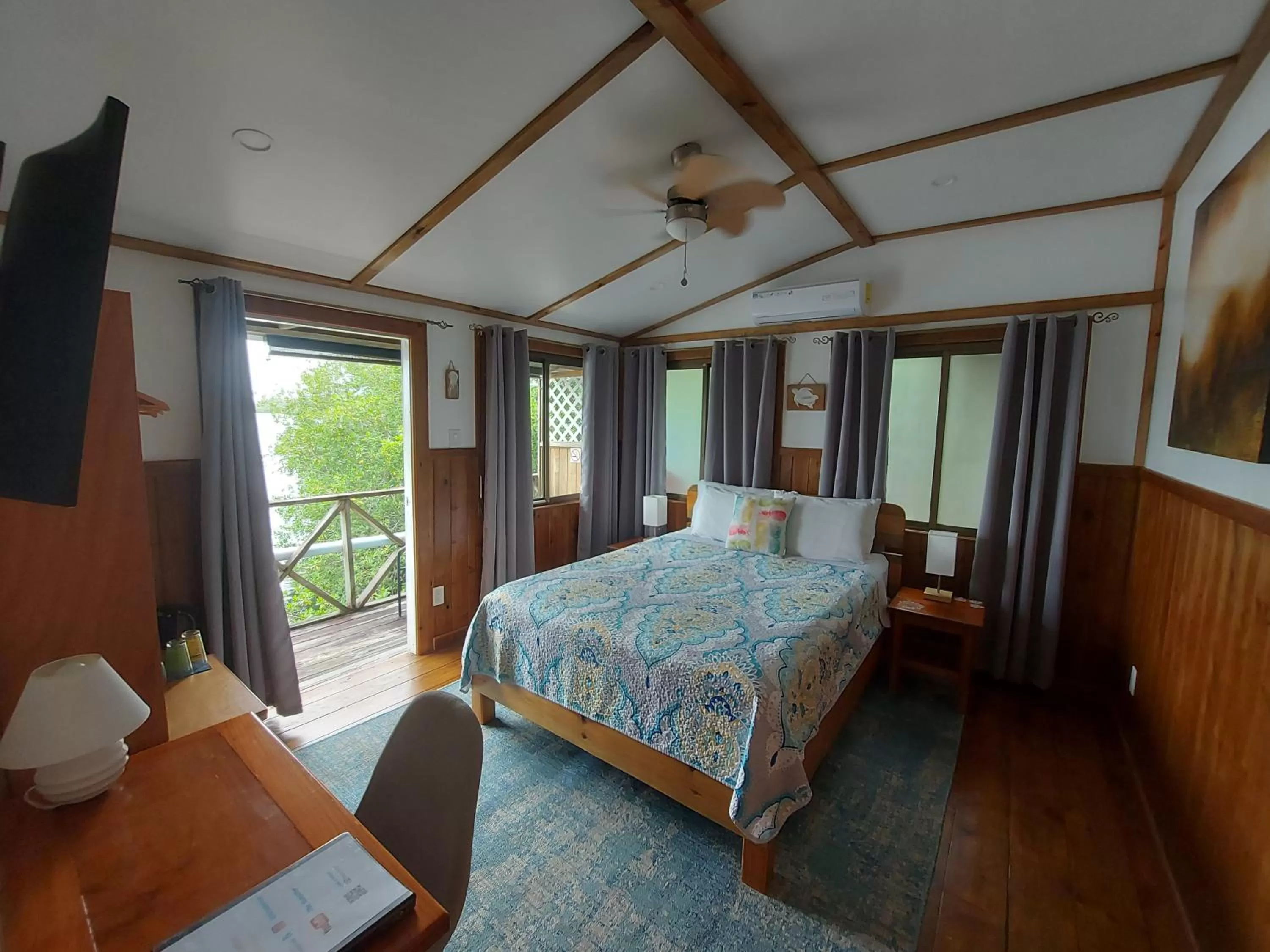 The Sunsetter Bed & Breakfast