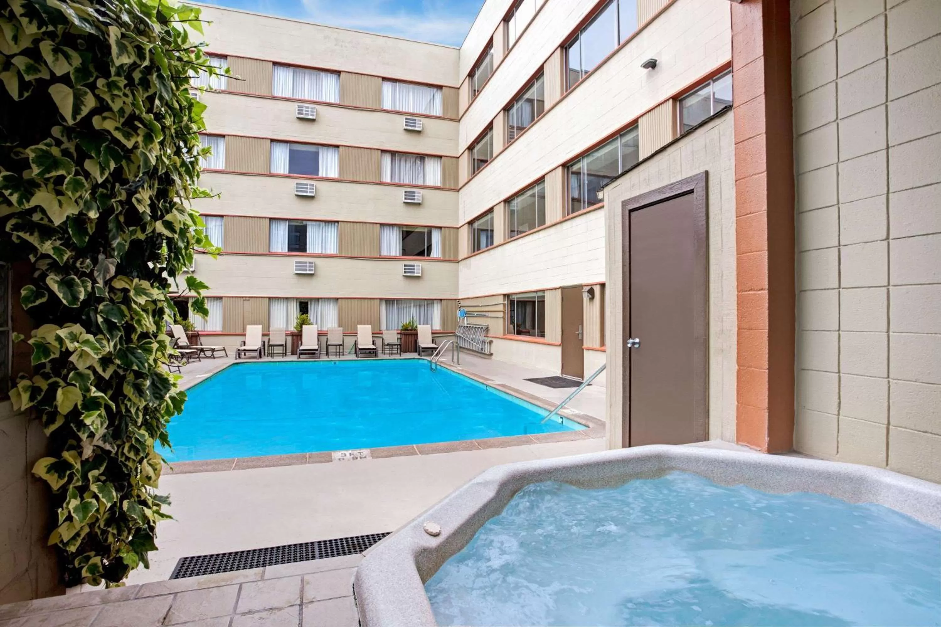 On site in Travelodge by Wyndham Seattle By The Space Needle