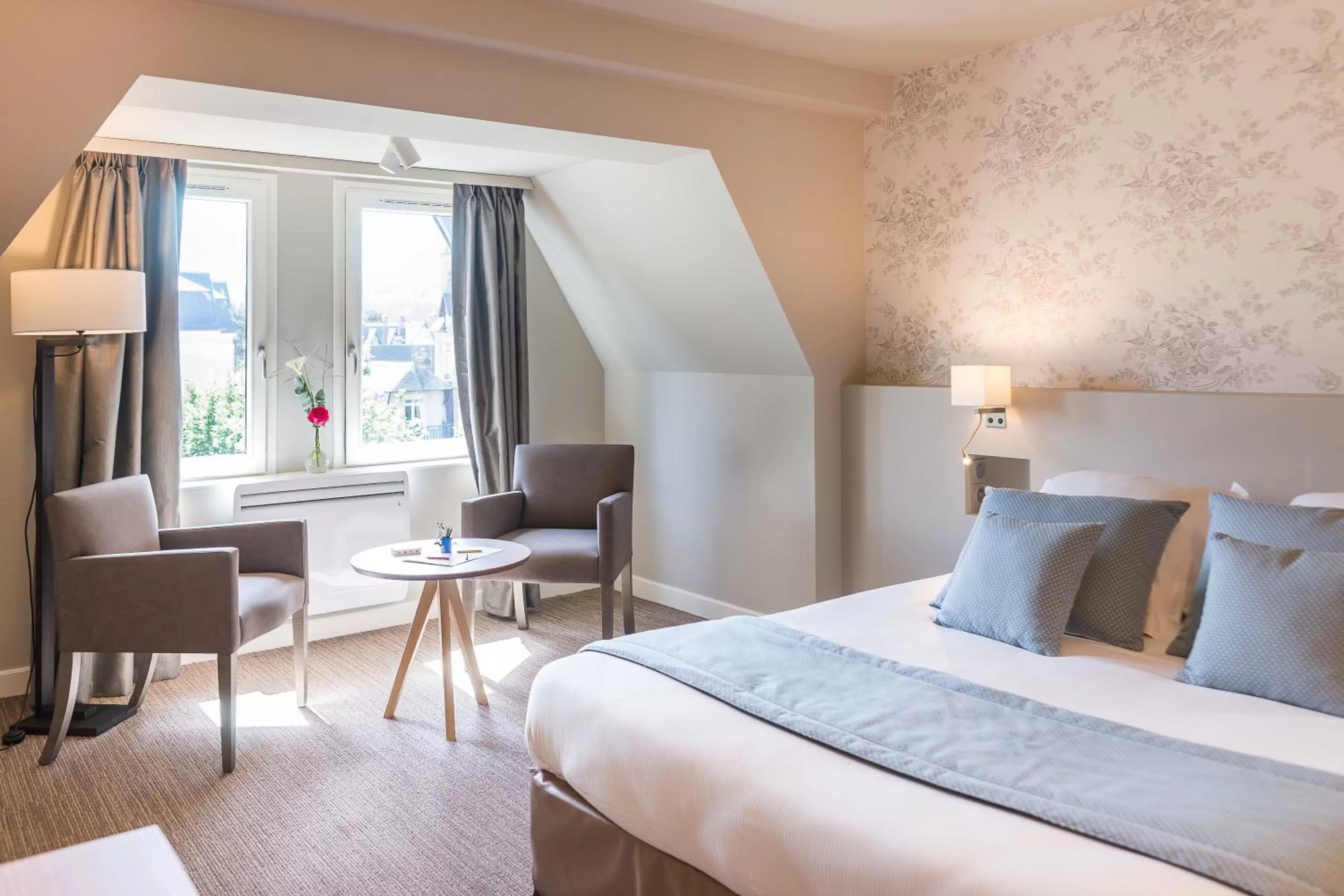 Bedroom, Bed in Villa Odette