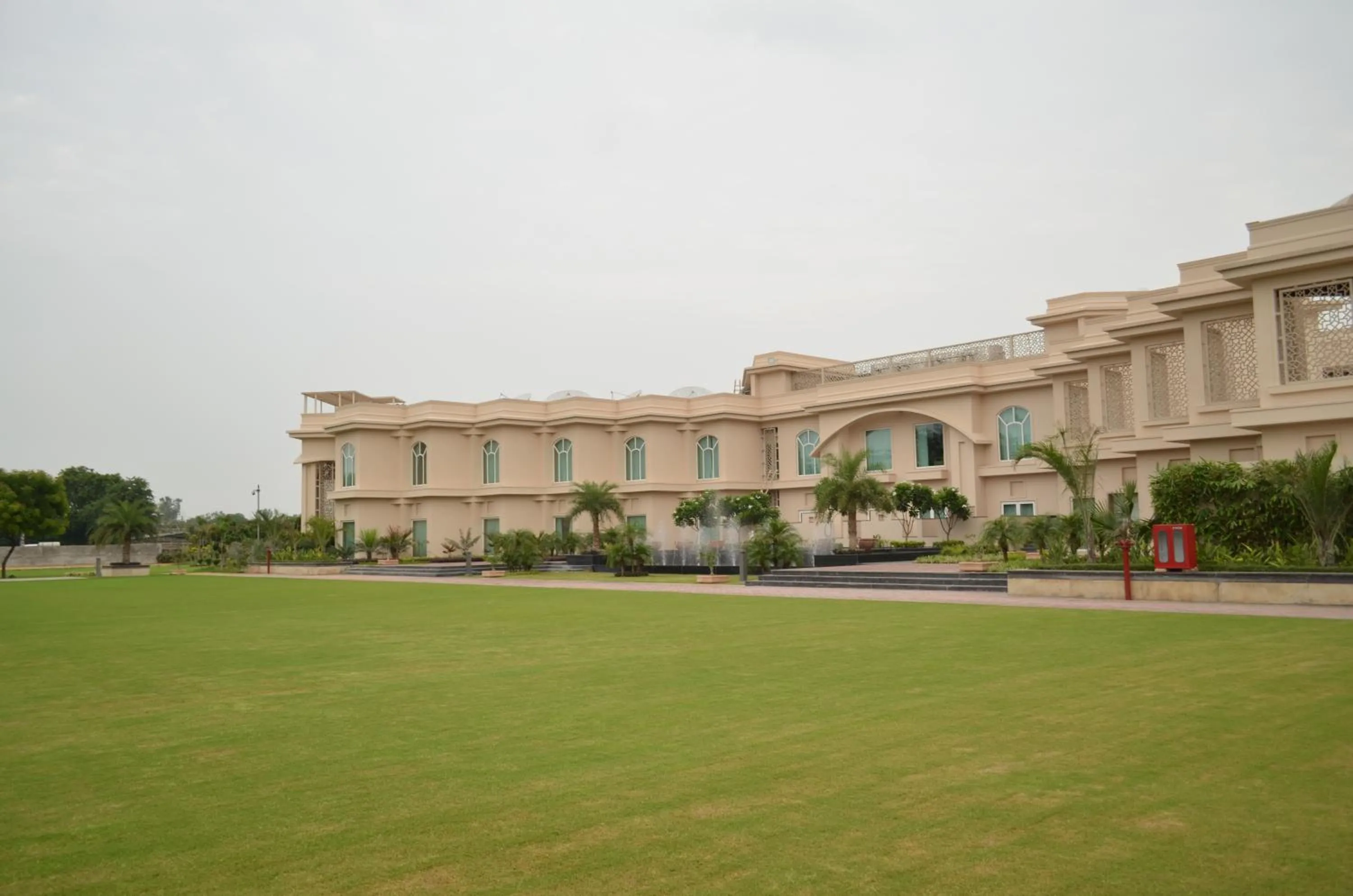 Facade/entrance in The Umrao