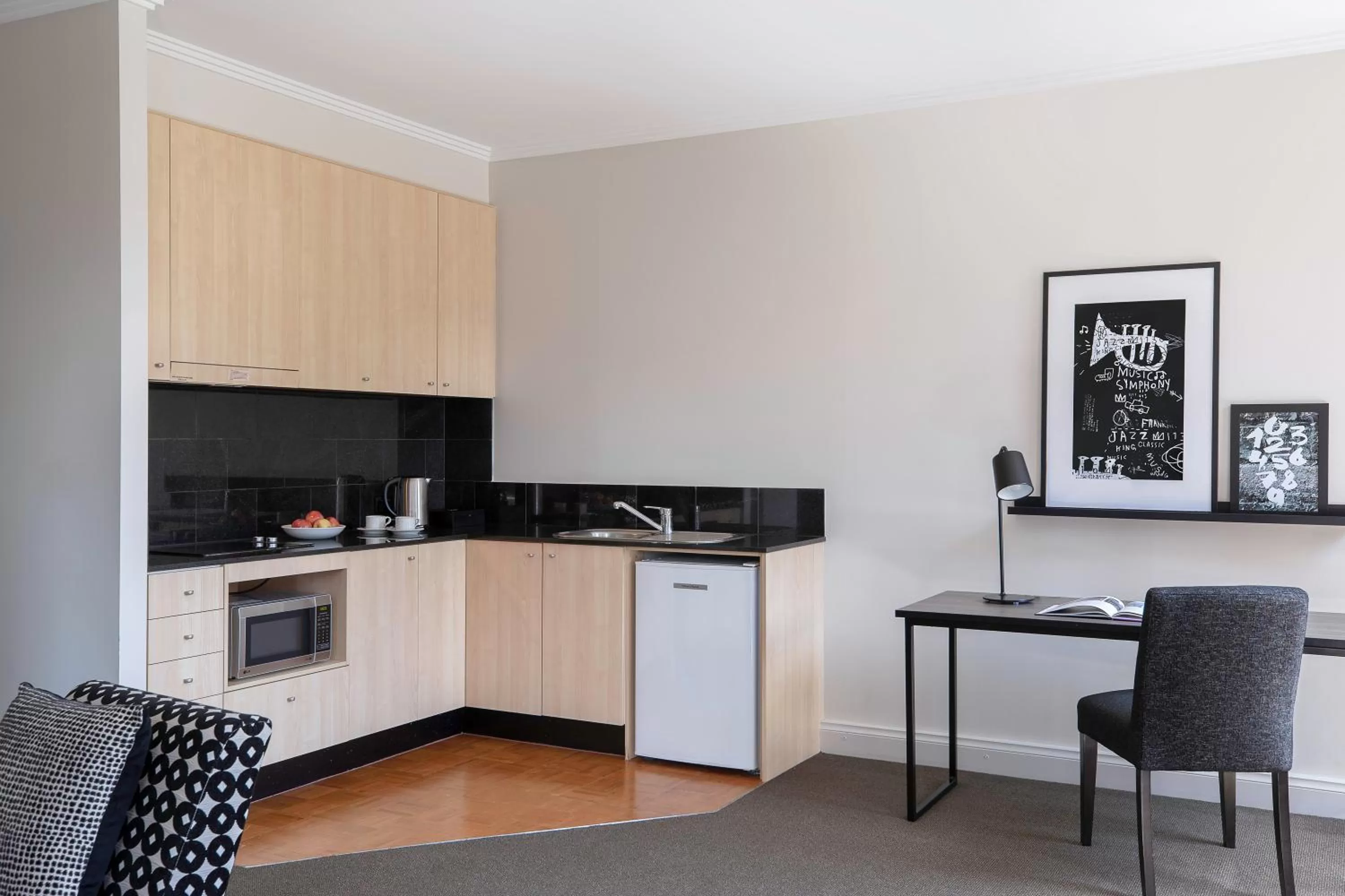 Kitchen or kitchenette in Mantra on Little Bourke Melbourne