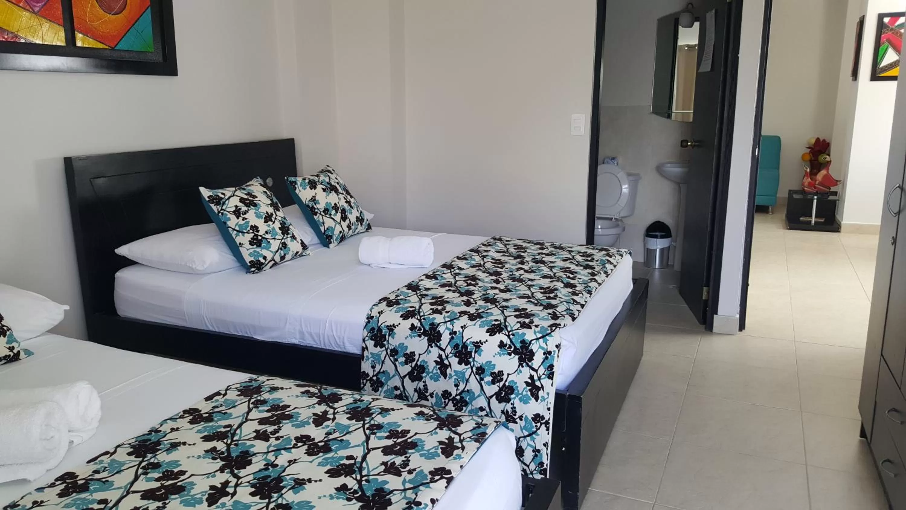 Bed in Caribbean Island Hotel Piso 2