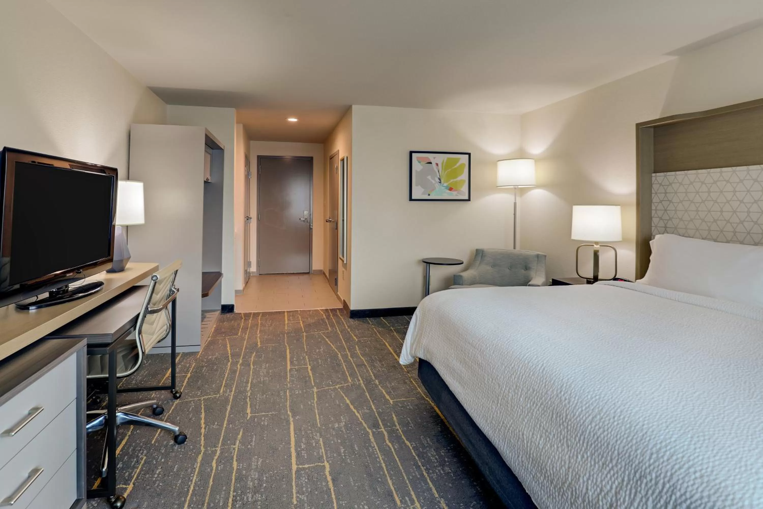 Photo of the whole room, Bed in Holiday Inn Mobile Airport by IHG