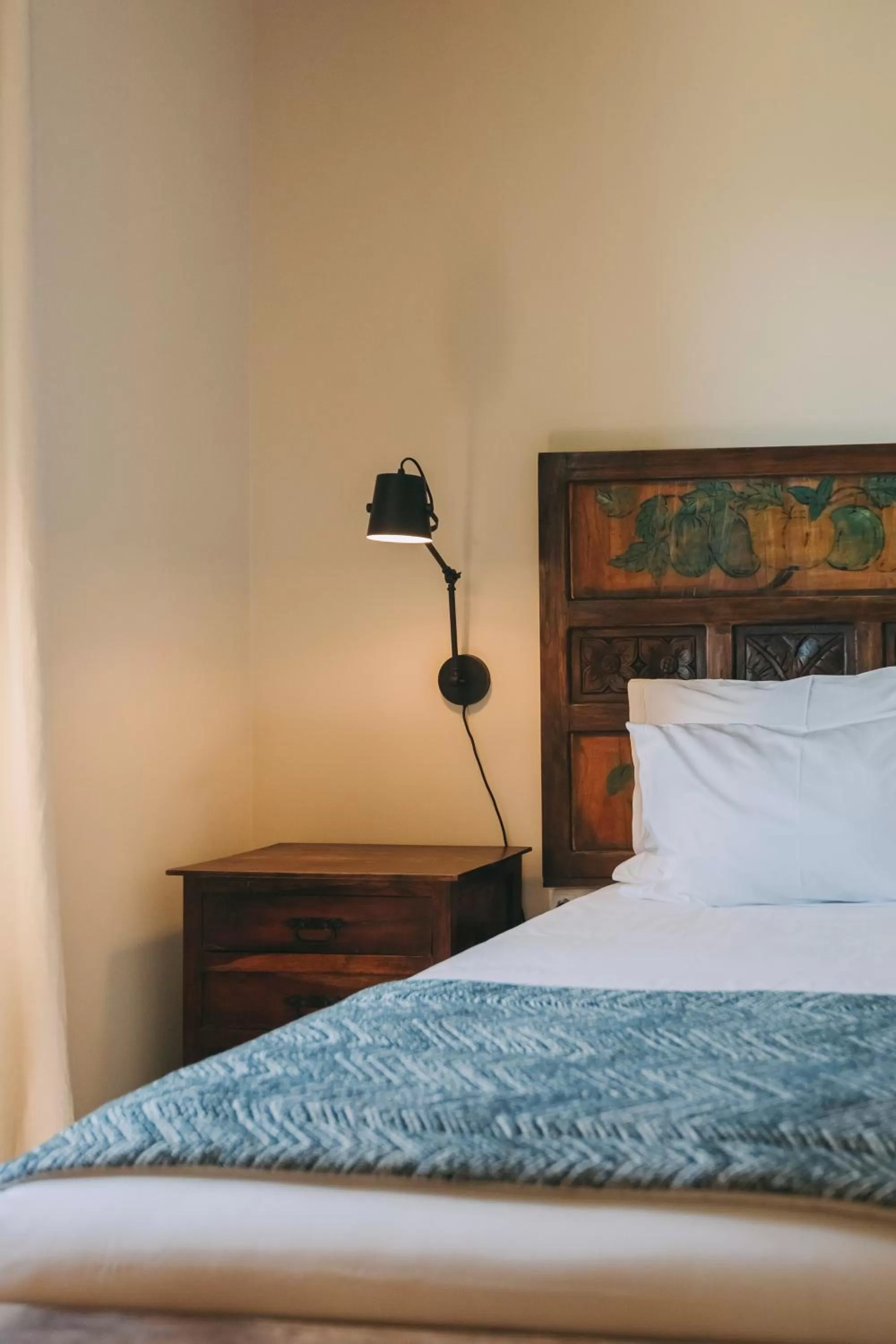 Bed in The Manor House Celeirós