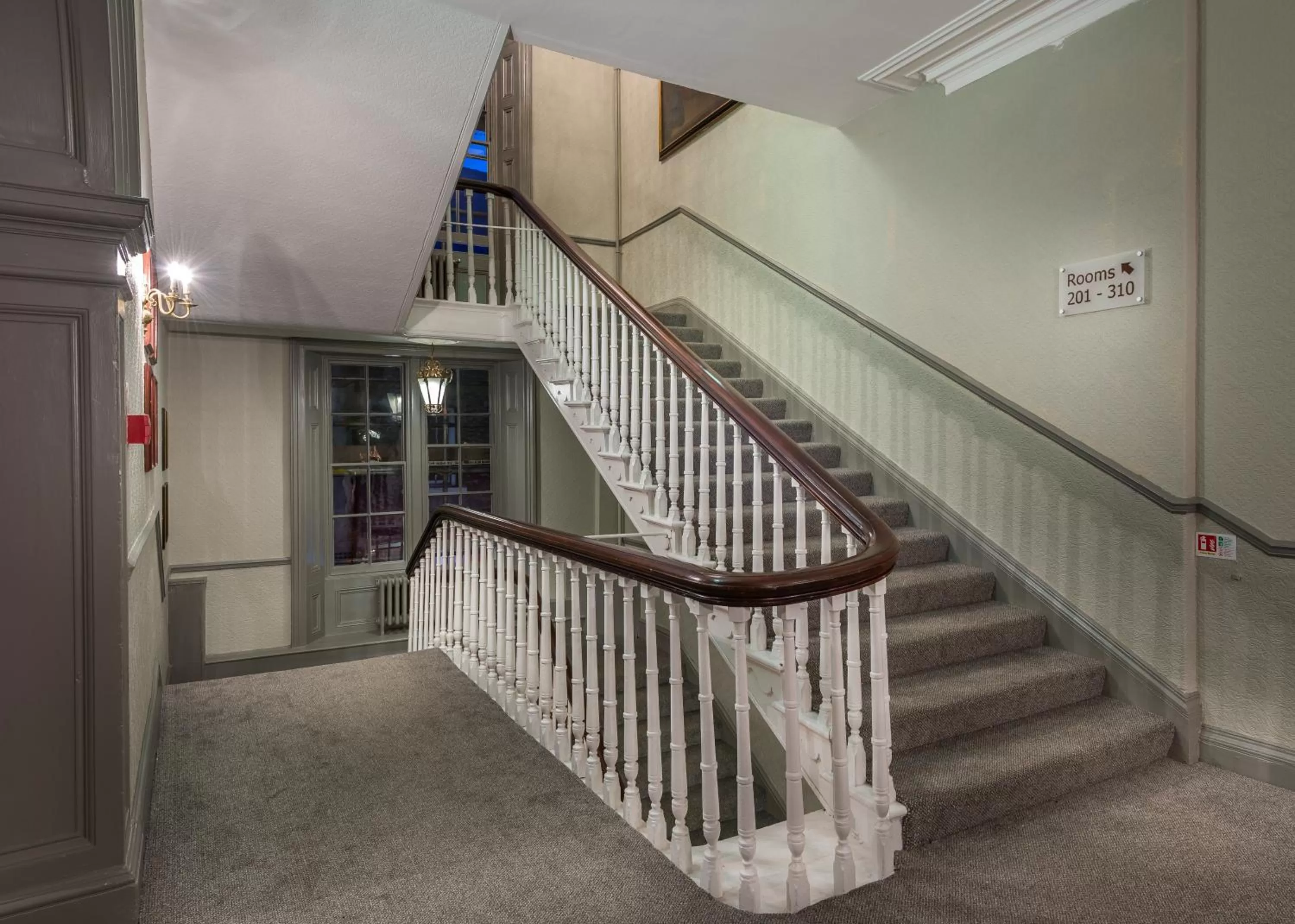 Area and facilities in The Kings Head Hotel, Richmond, North Yorkshire - The Coaching Inn Group