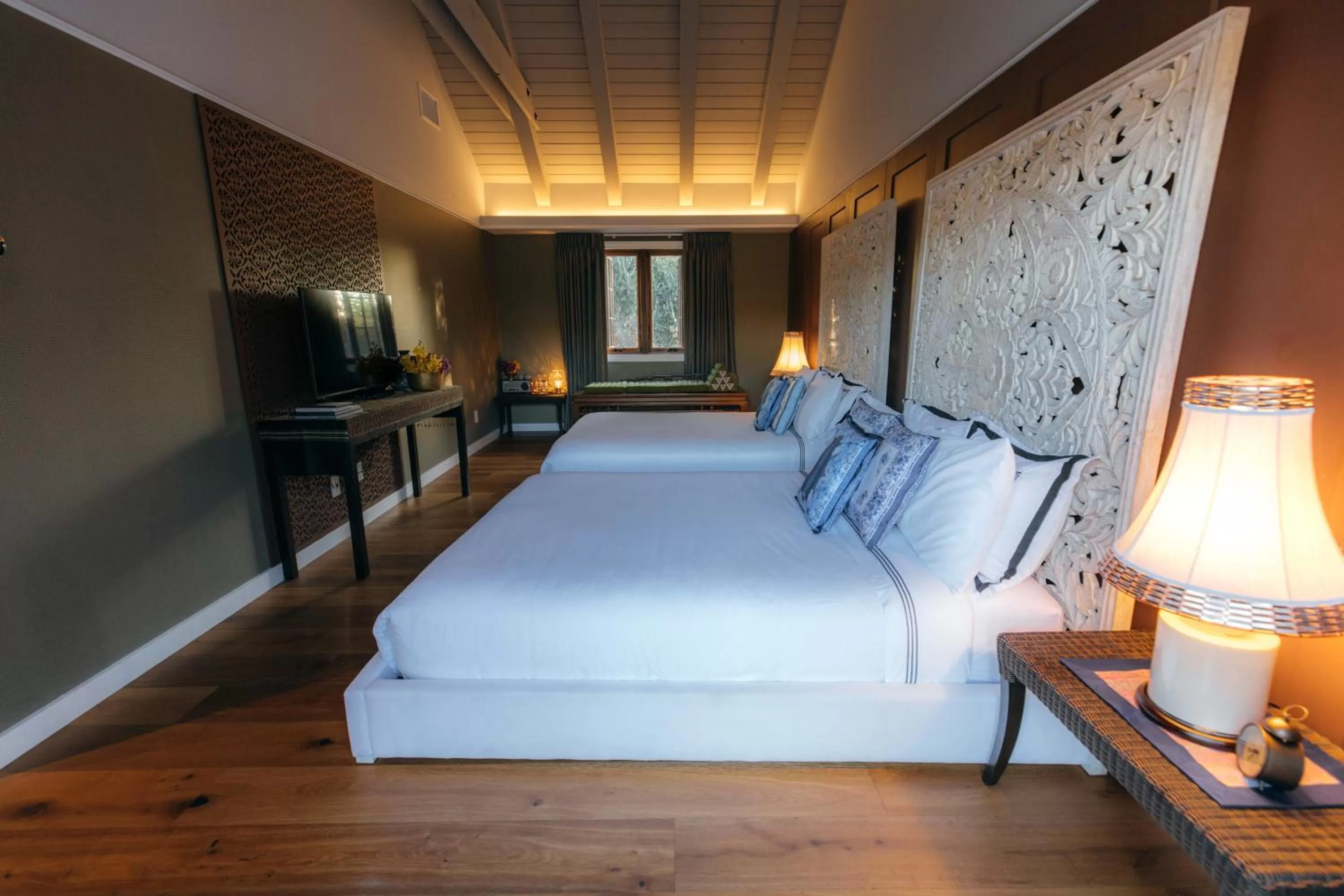 Bed in Bann at Oak Knoll Napa