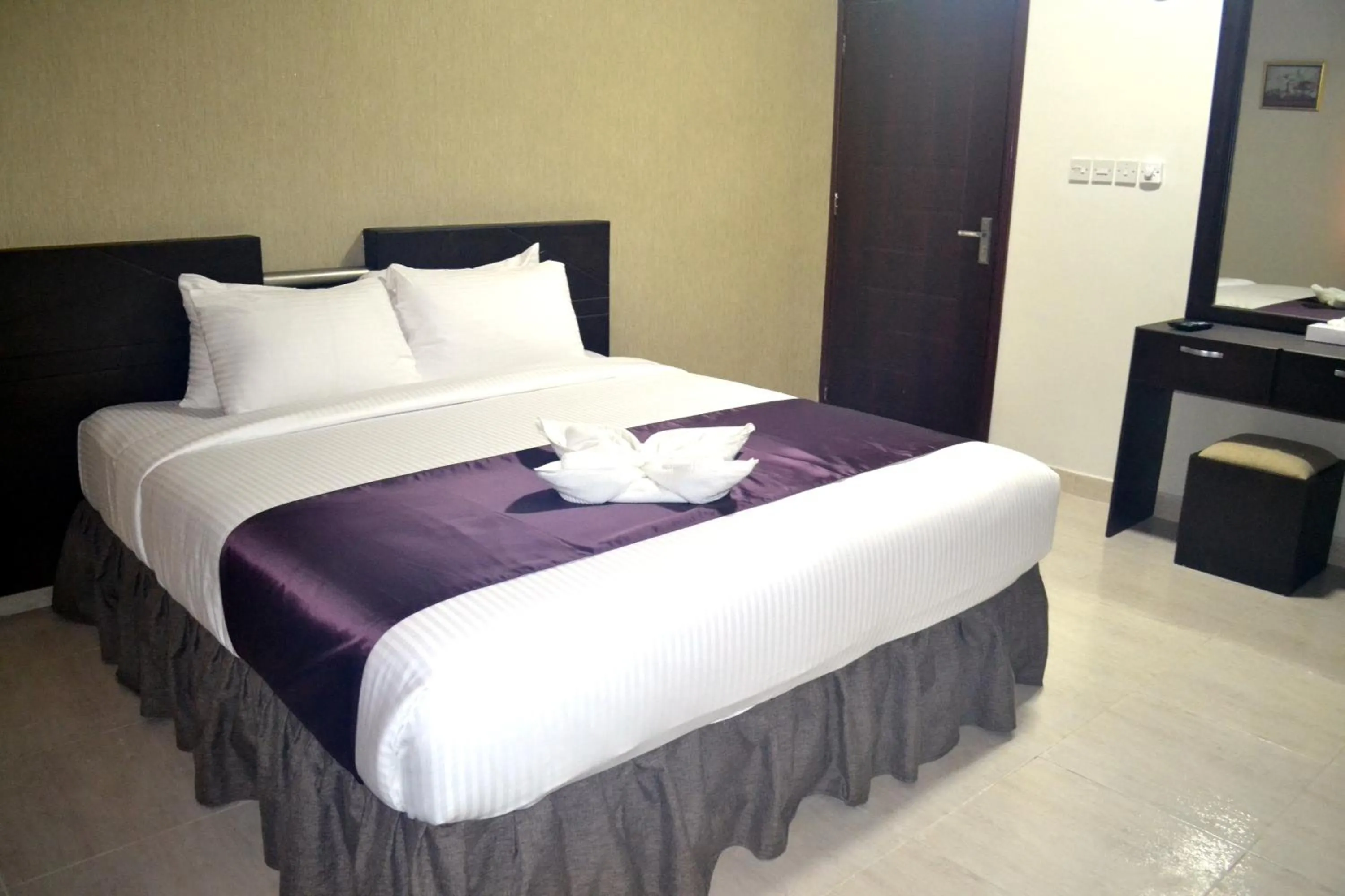 Bedroom, Bed in Gateway Salalah hotel apartments