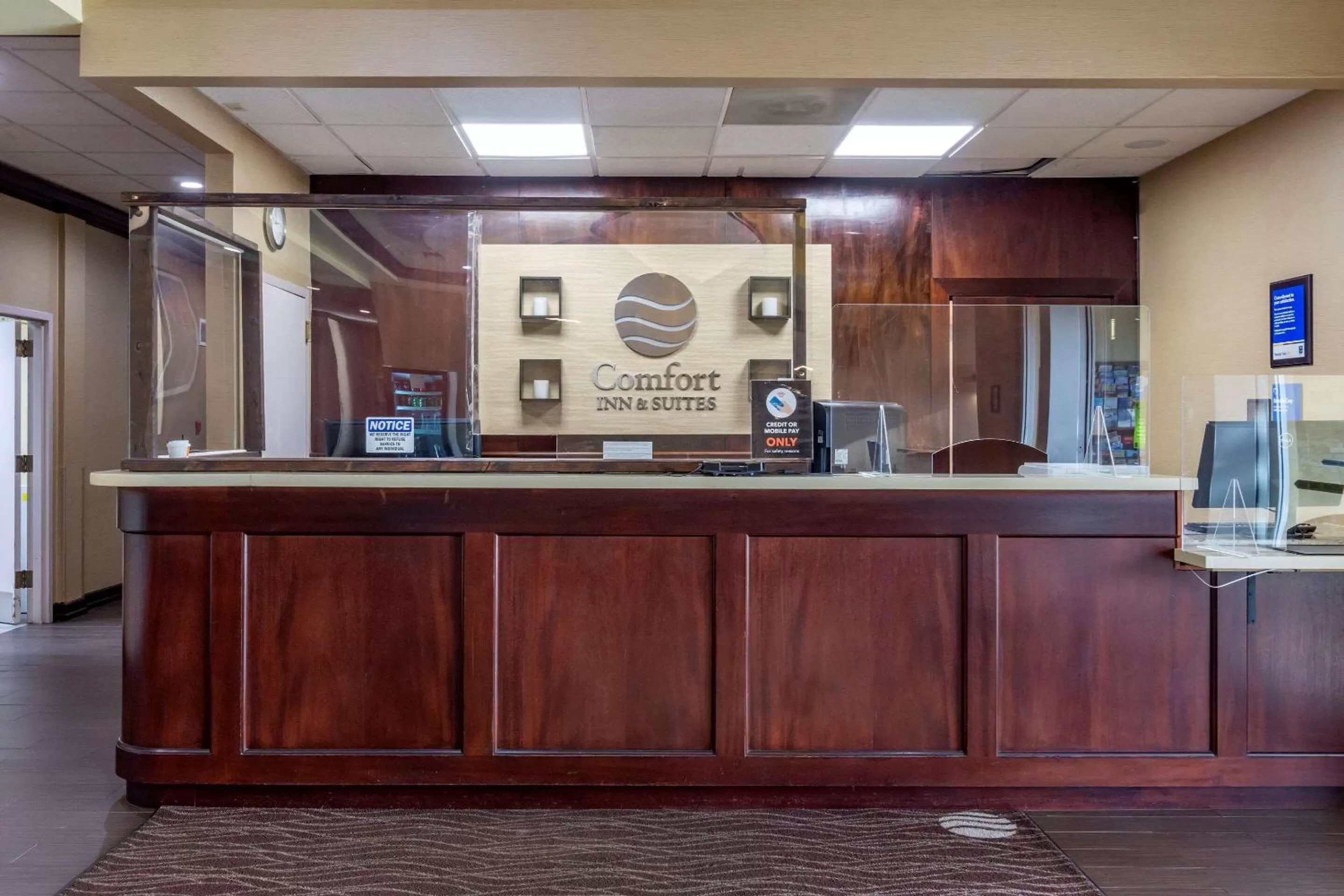 Lobby or reception in Comfort Inn & Suites Seattle North