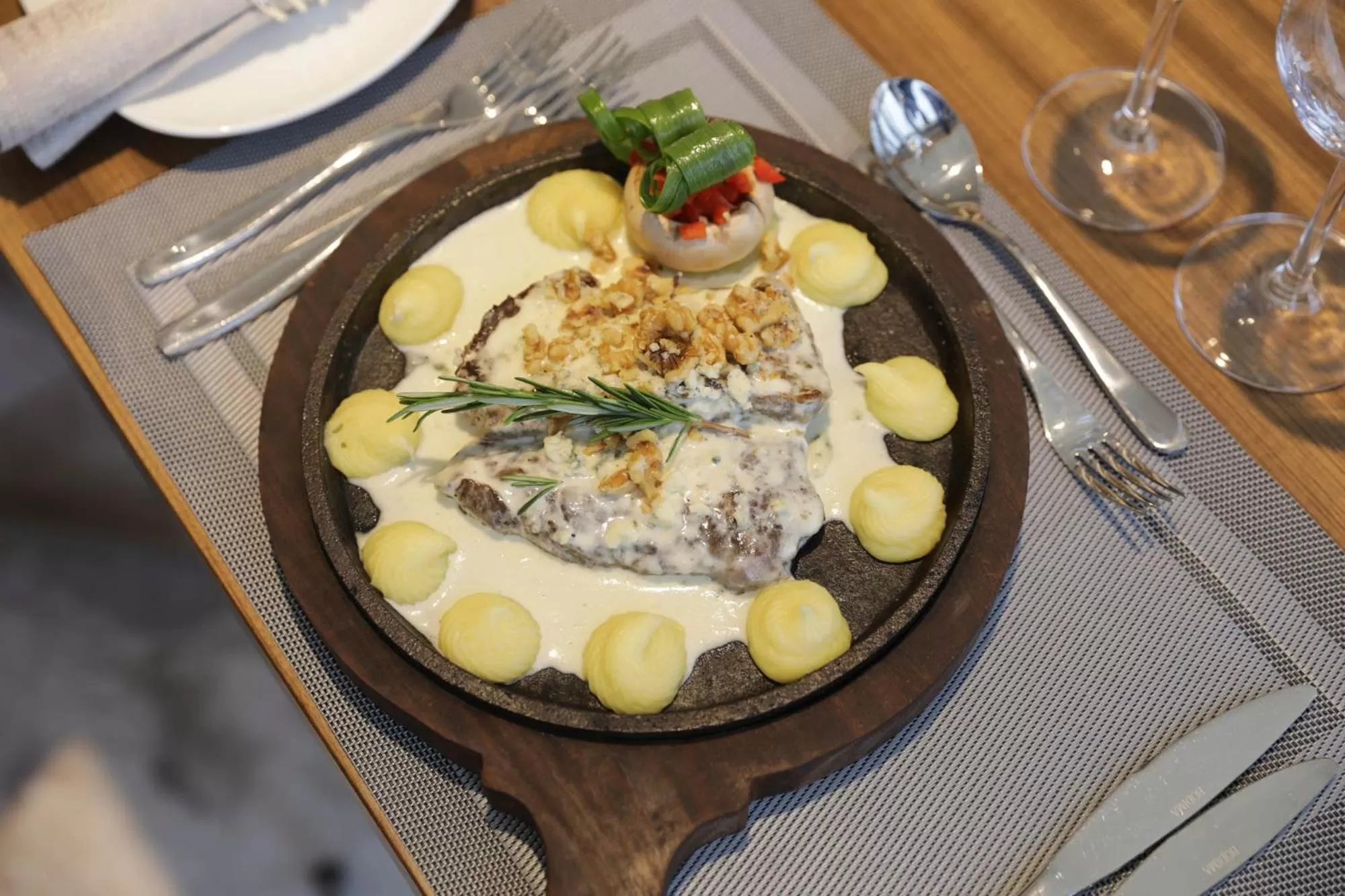 Restaurant/places to eat in VIP Hotel Doha Qatar