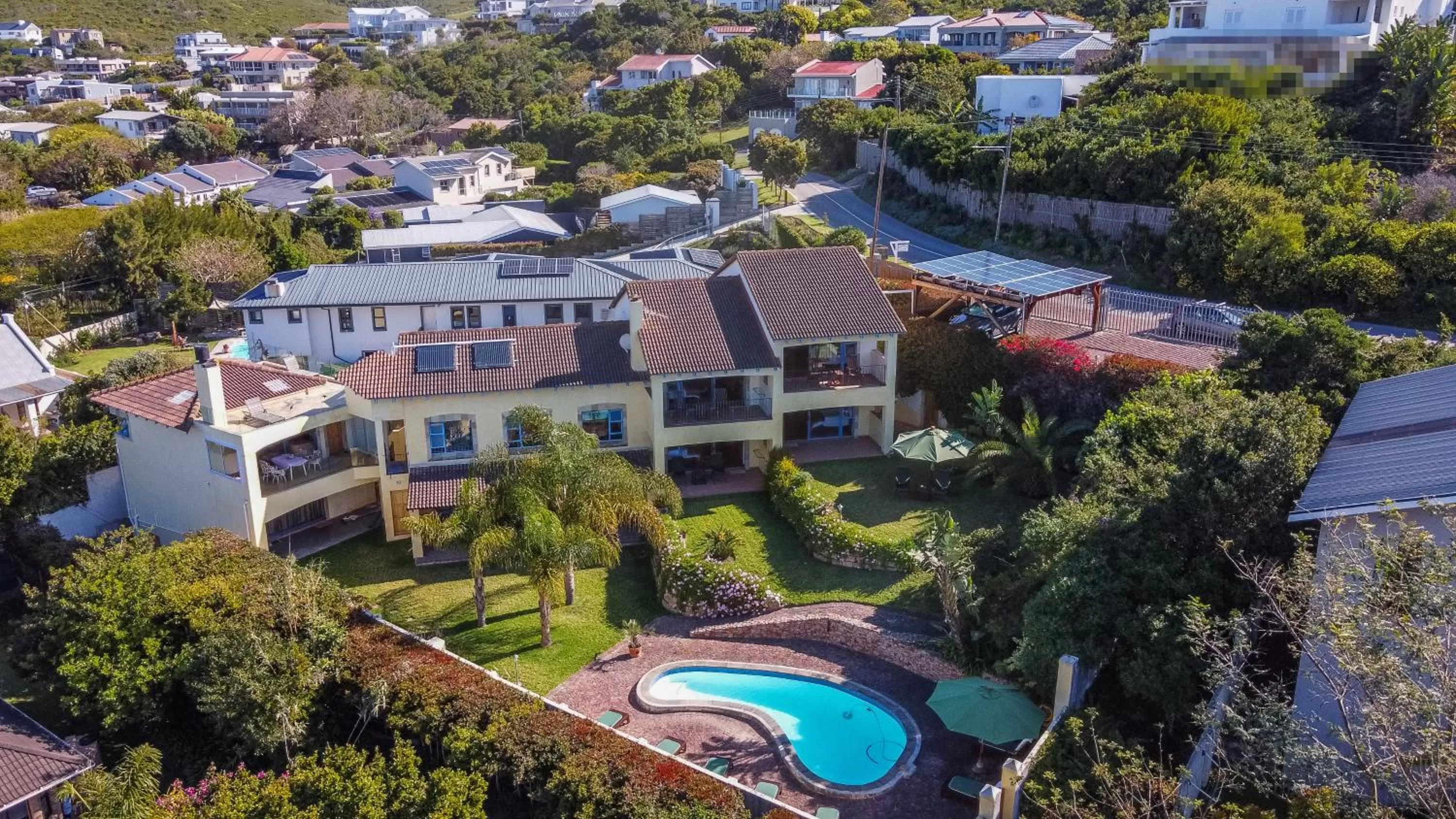 Property building, Pool View in Gästehaus Pinkepank