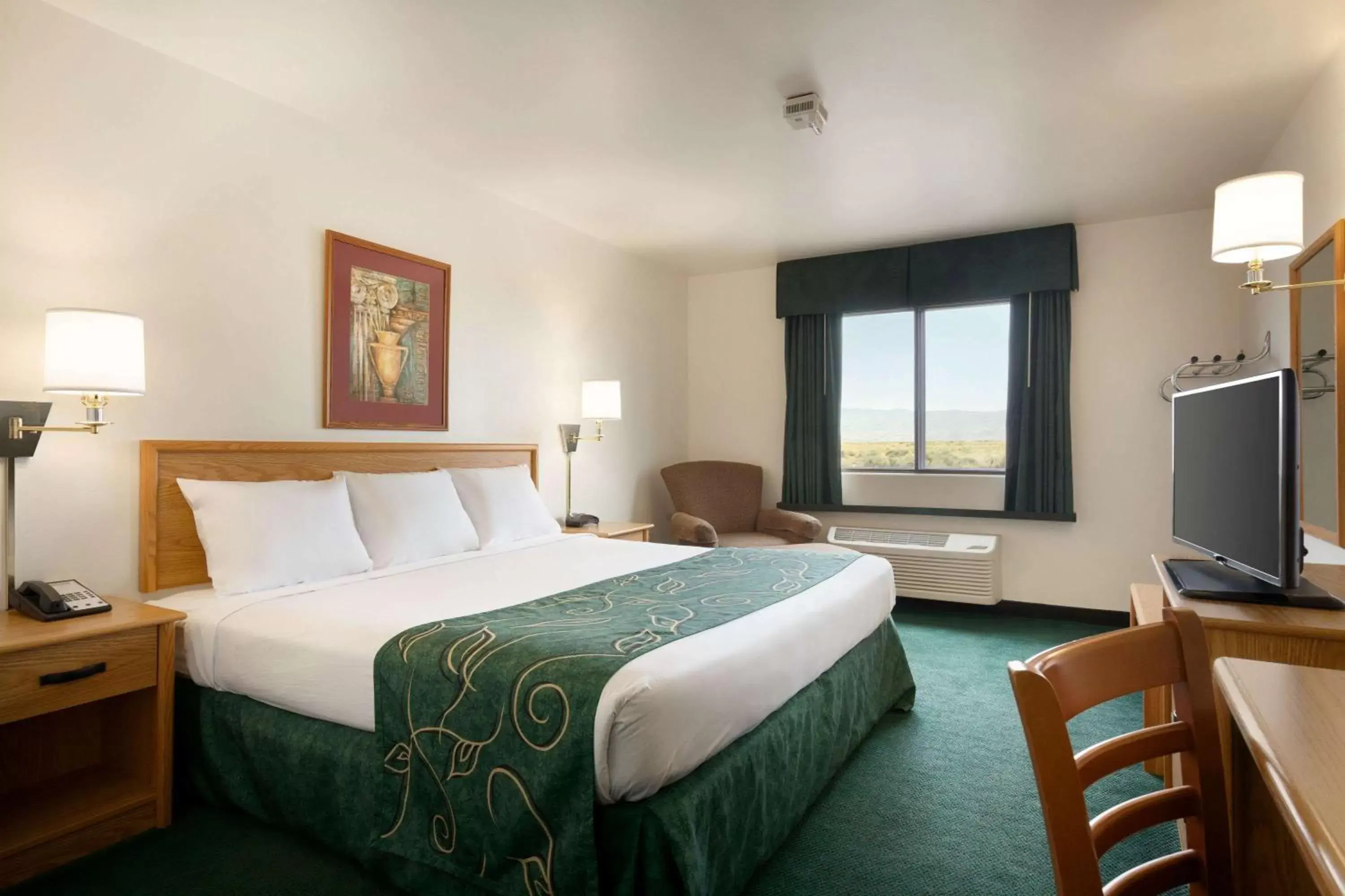 King Room - Mobility Access/Non-Smoking in Travelodge by Wyndham Milford King Room - Mobility Access/Non-Smoking in Travelodge by Wyndham Milford