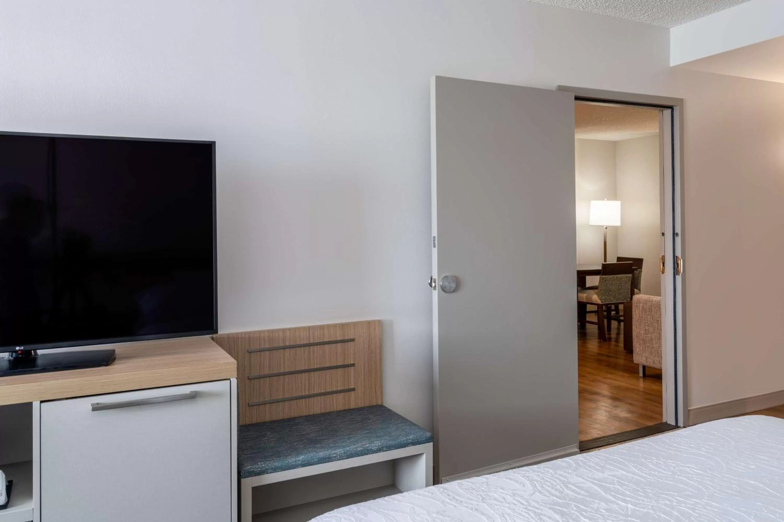 Bed in Hilton Garden Inn Jacksonville Ponte Vedra Sawgrass