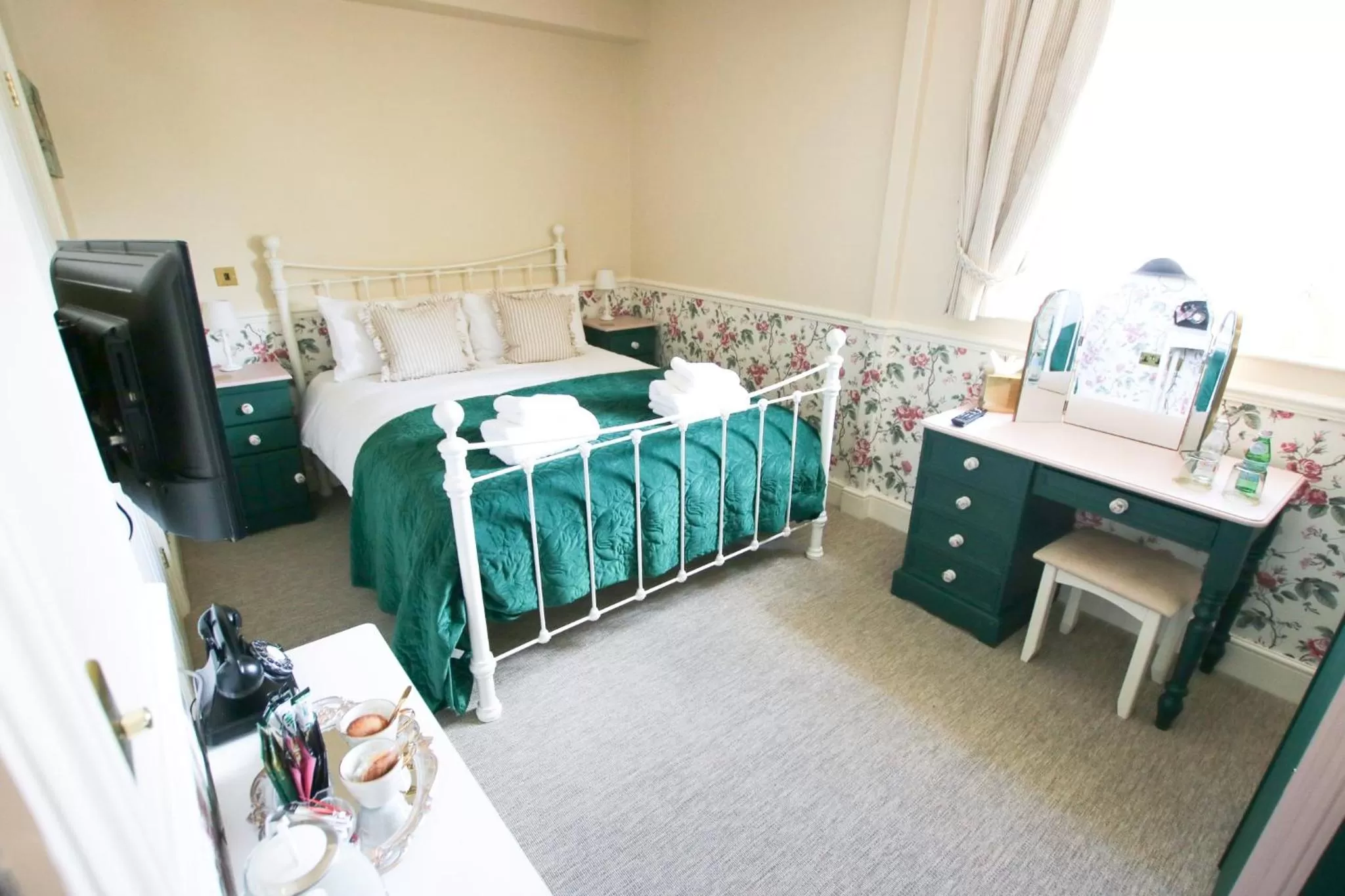 Bed in Fleur de Lys Bampton