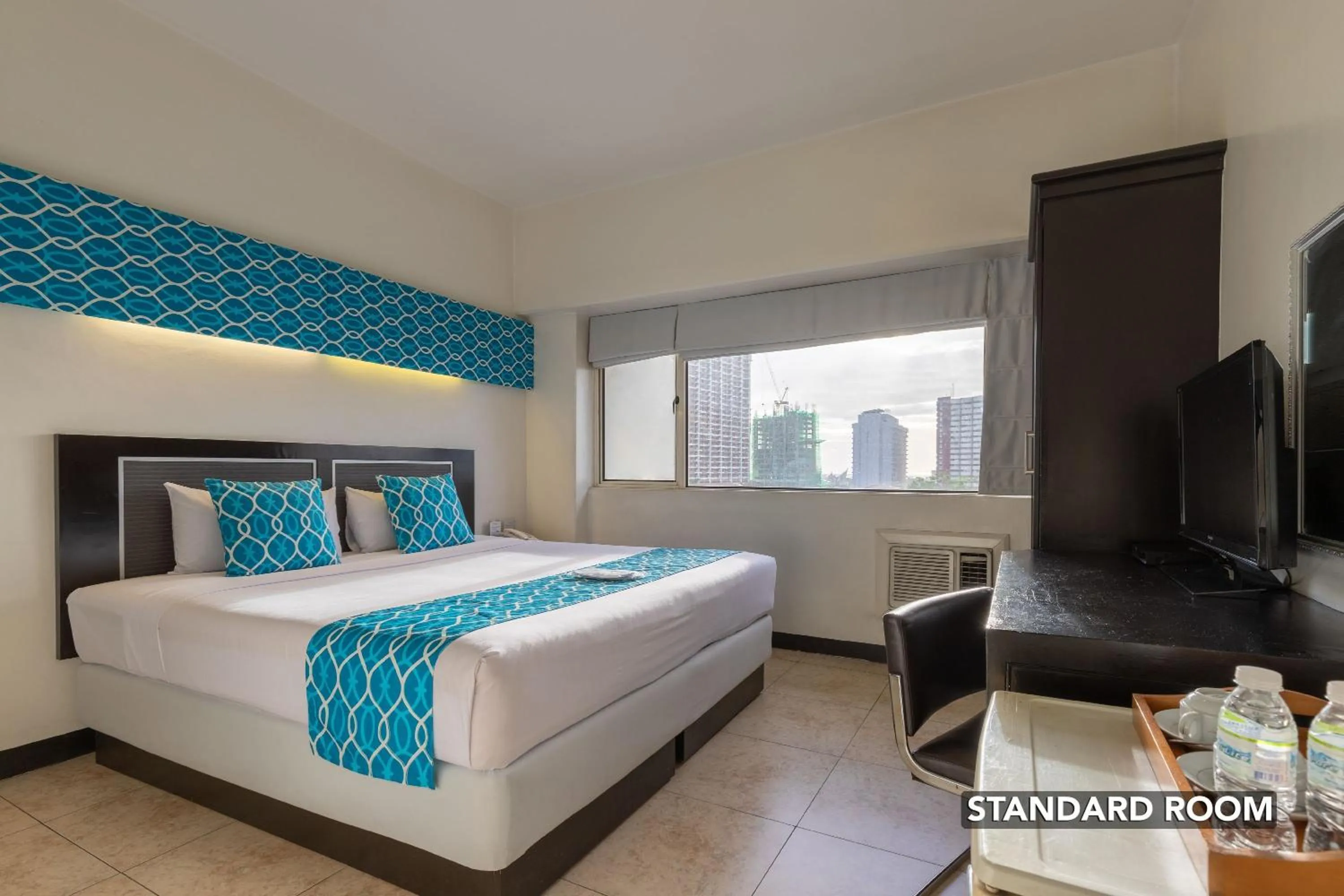 Standard Queen Room in Orchid Garden Suites