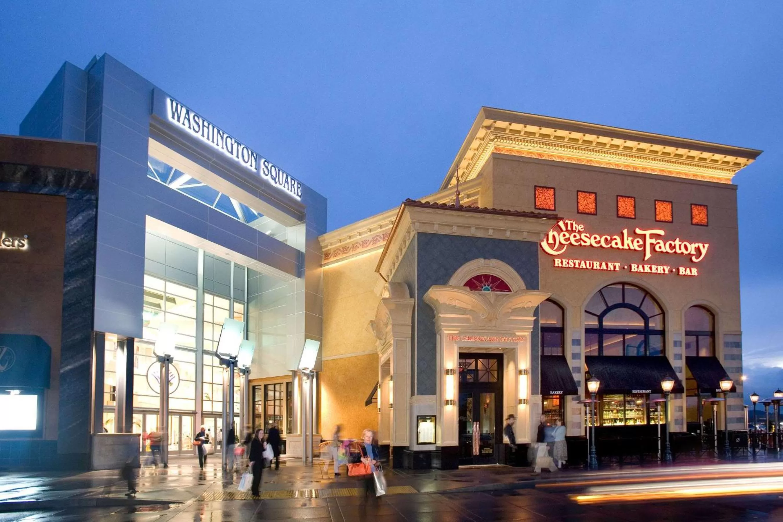 Property building in Embassy Suites by Hilton Portland Tigard