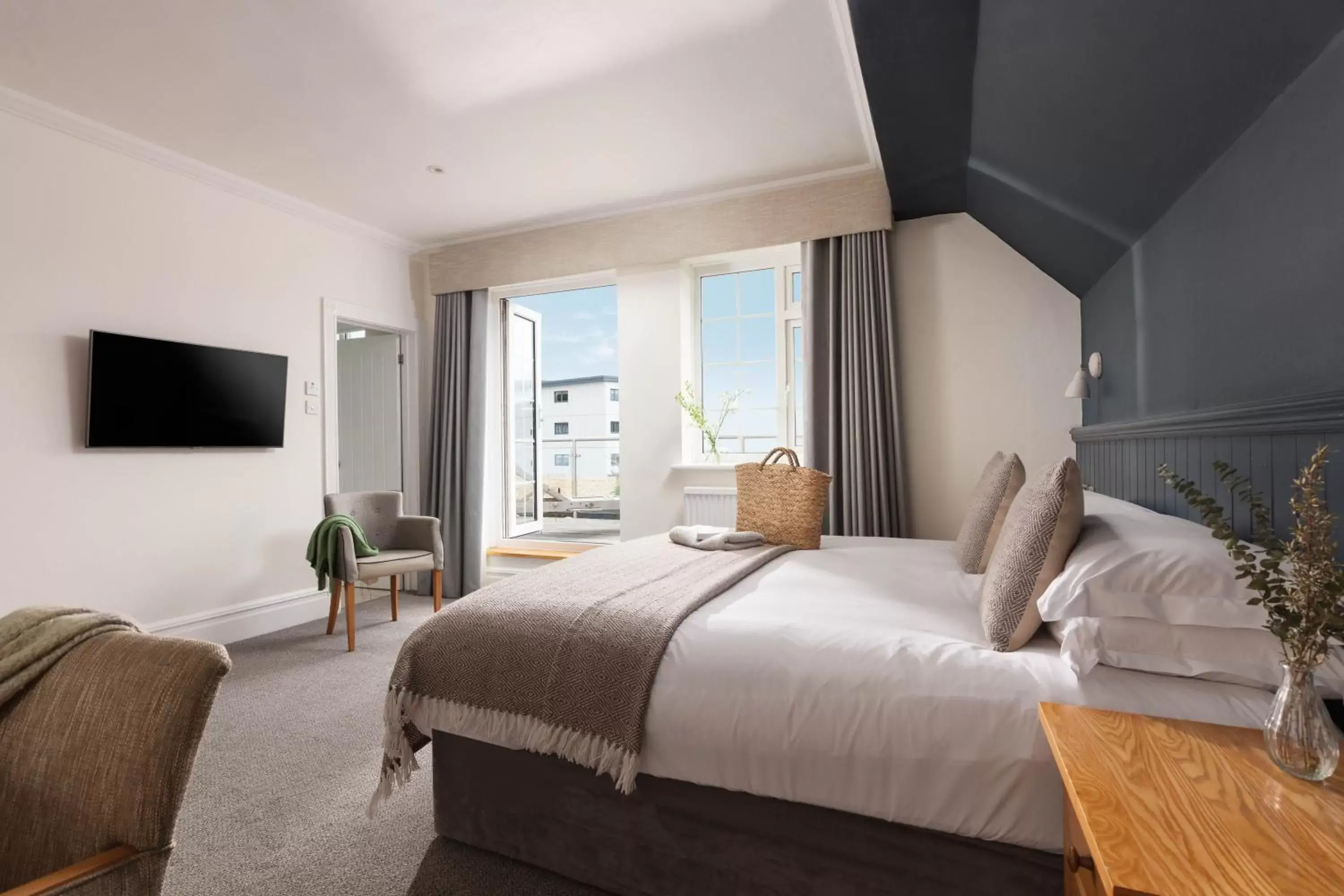 Classic Double with Terrace or Balcony in St Michaels Resort, Falmouth Classic Double with Terrace or Balcony in St Michaels Resort, Falmouth