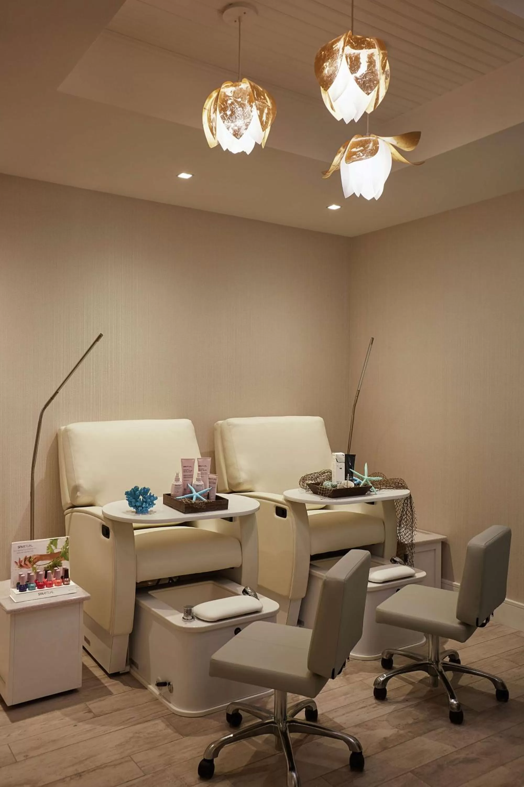 Sports in The Waterfront Beach Resort, A Hilton Hotel