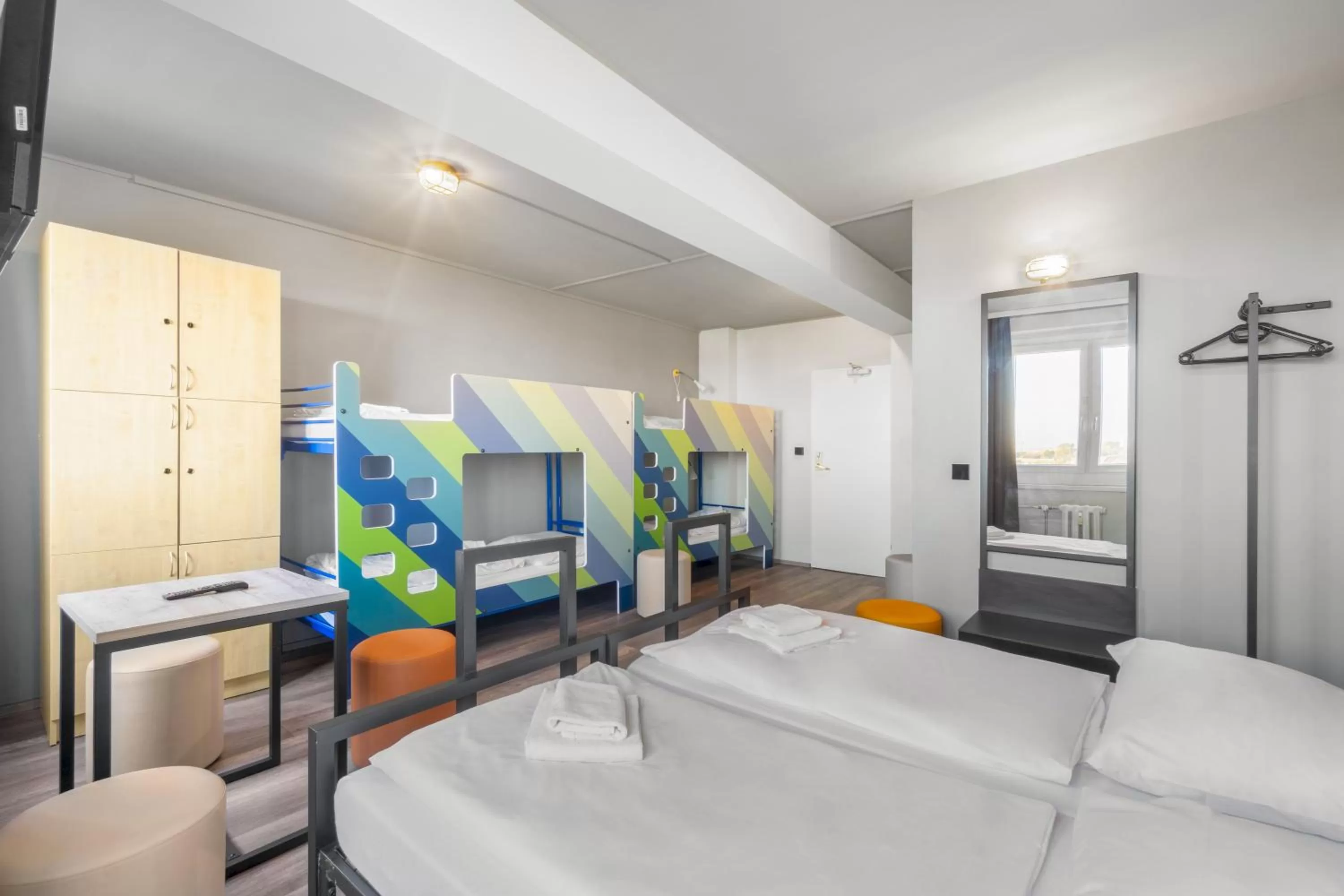  Bed in 6-Bed Dormitory Room in a&o Dresden Hauptbahnhof