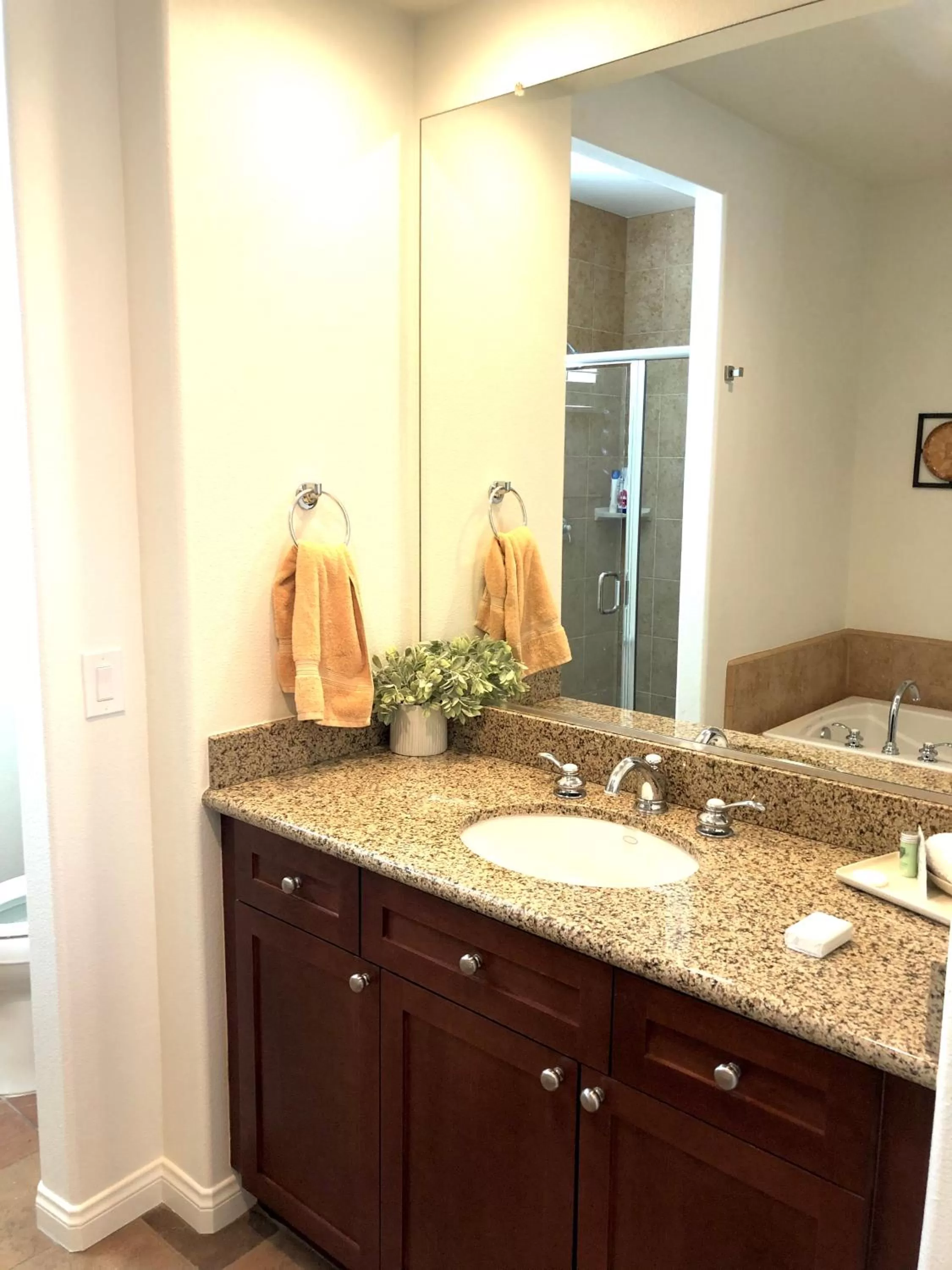 Beautiful Casita with Balcony, La Quinta Legacy Villas