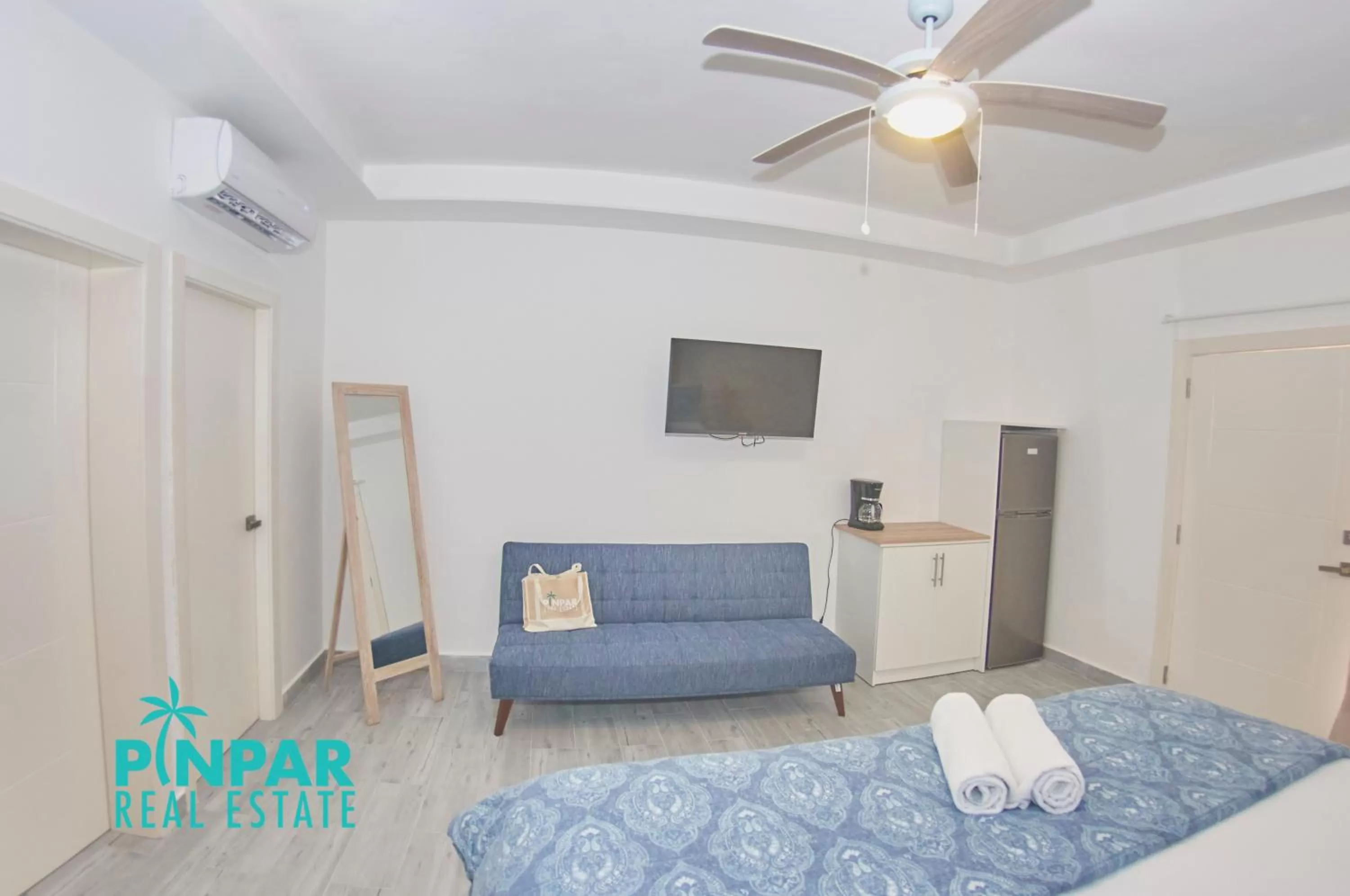 Bed in Villa Blanca Beach Club