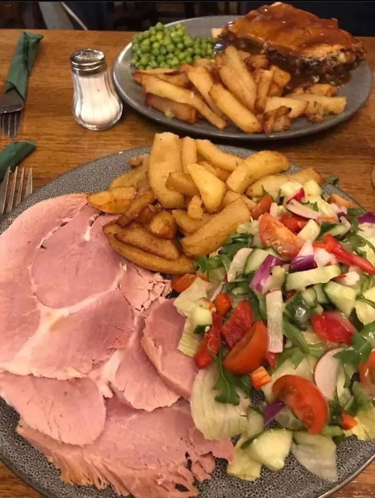 Food and drinks in The Black Horse Inn