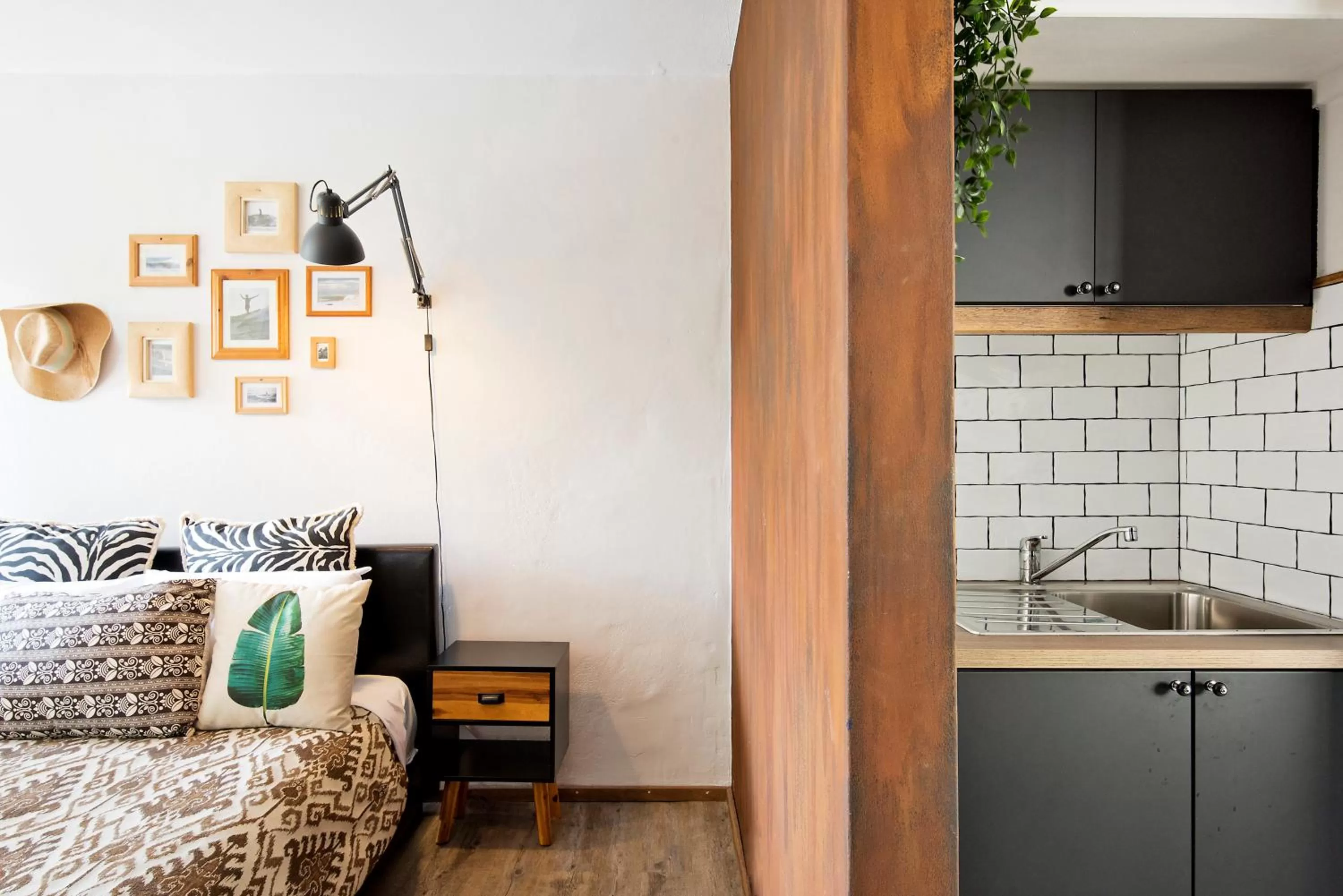 Manly Waves Studios & Apartments