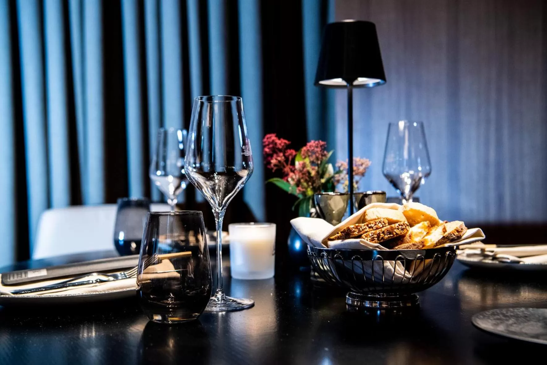 Restaurant/places to eat in DO & CO Hotel München