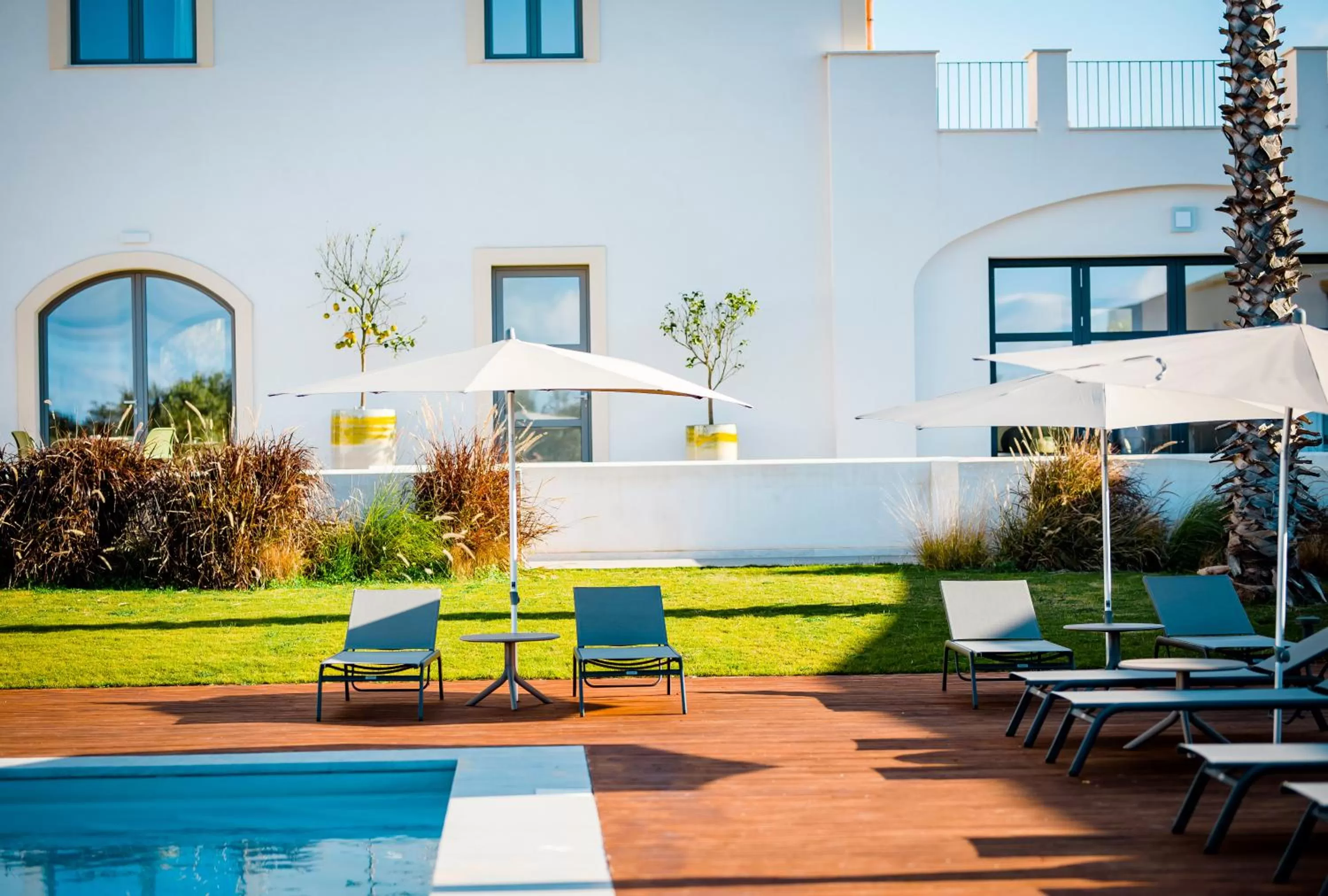 Swimming pool in Baglio Custera