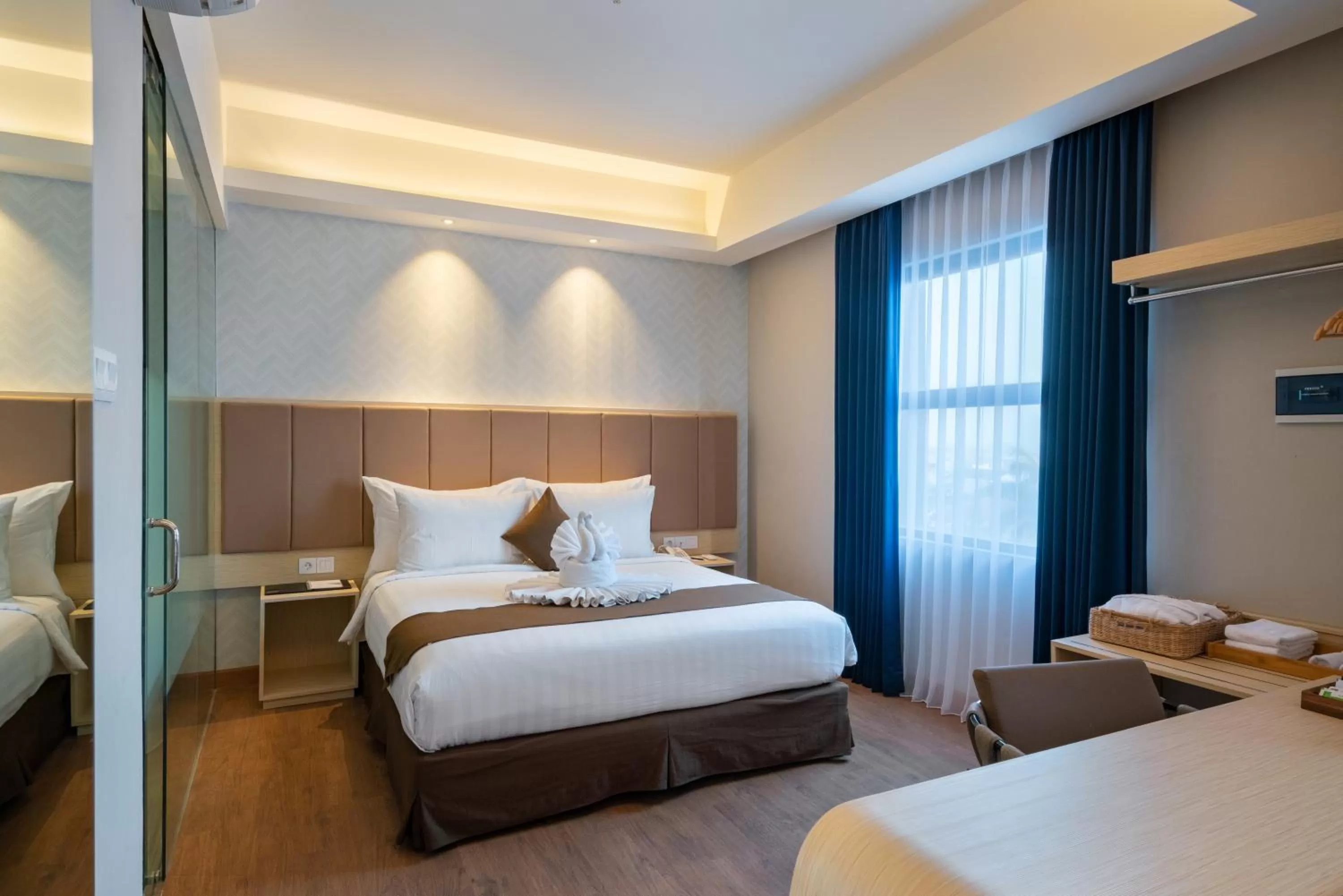 Bedroom, Bed in Luminor Hotel Airport Sidoarjo By WH , Best Choice and Strategic Location with a Rooftop area in Town
