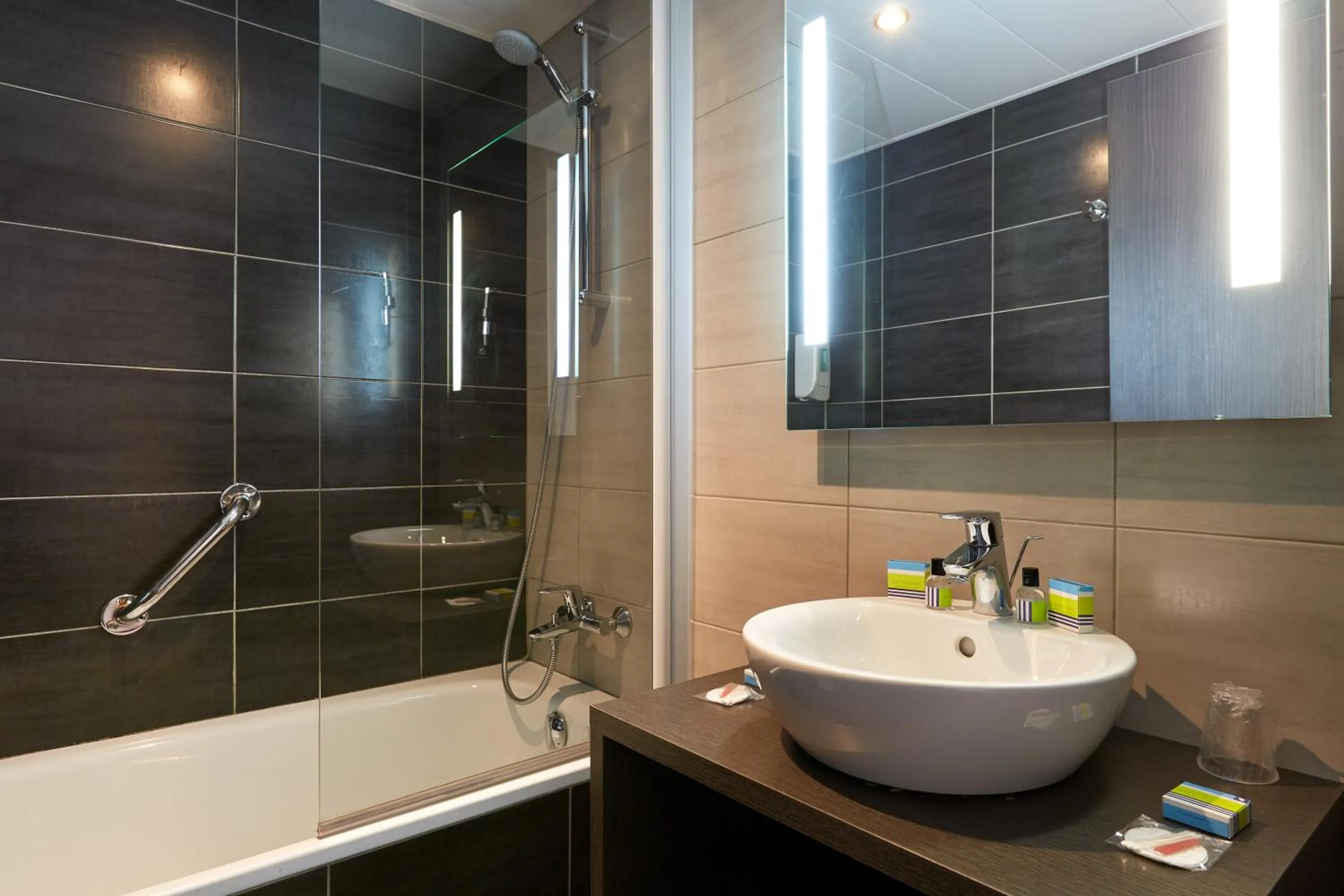 Bathroom in Hôtel Astrid