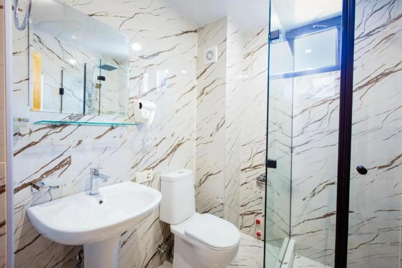 Bathroom in Hotel Mestia Inn