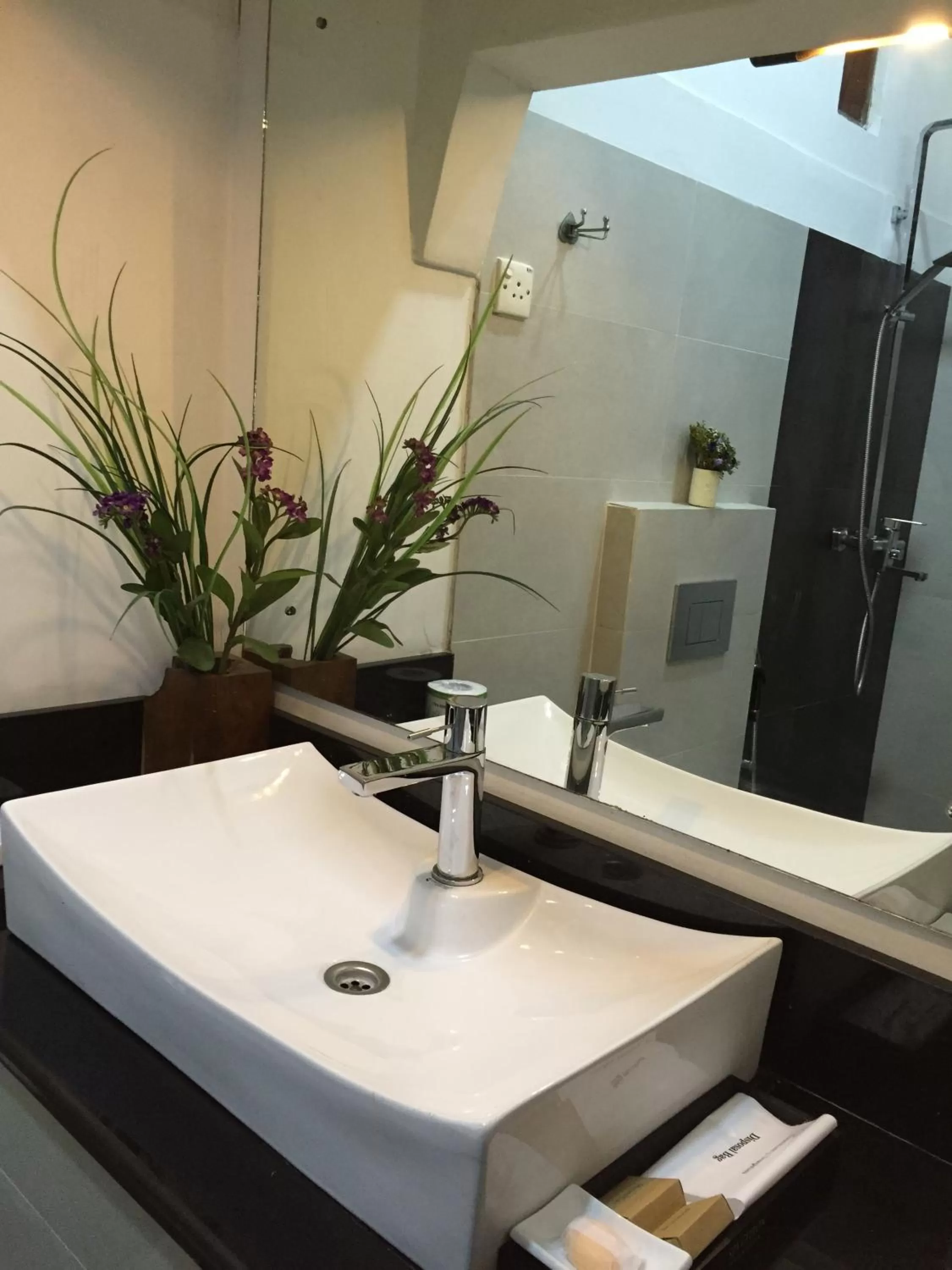 Bathroom in Highbury Colombo