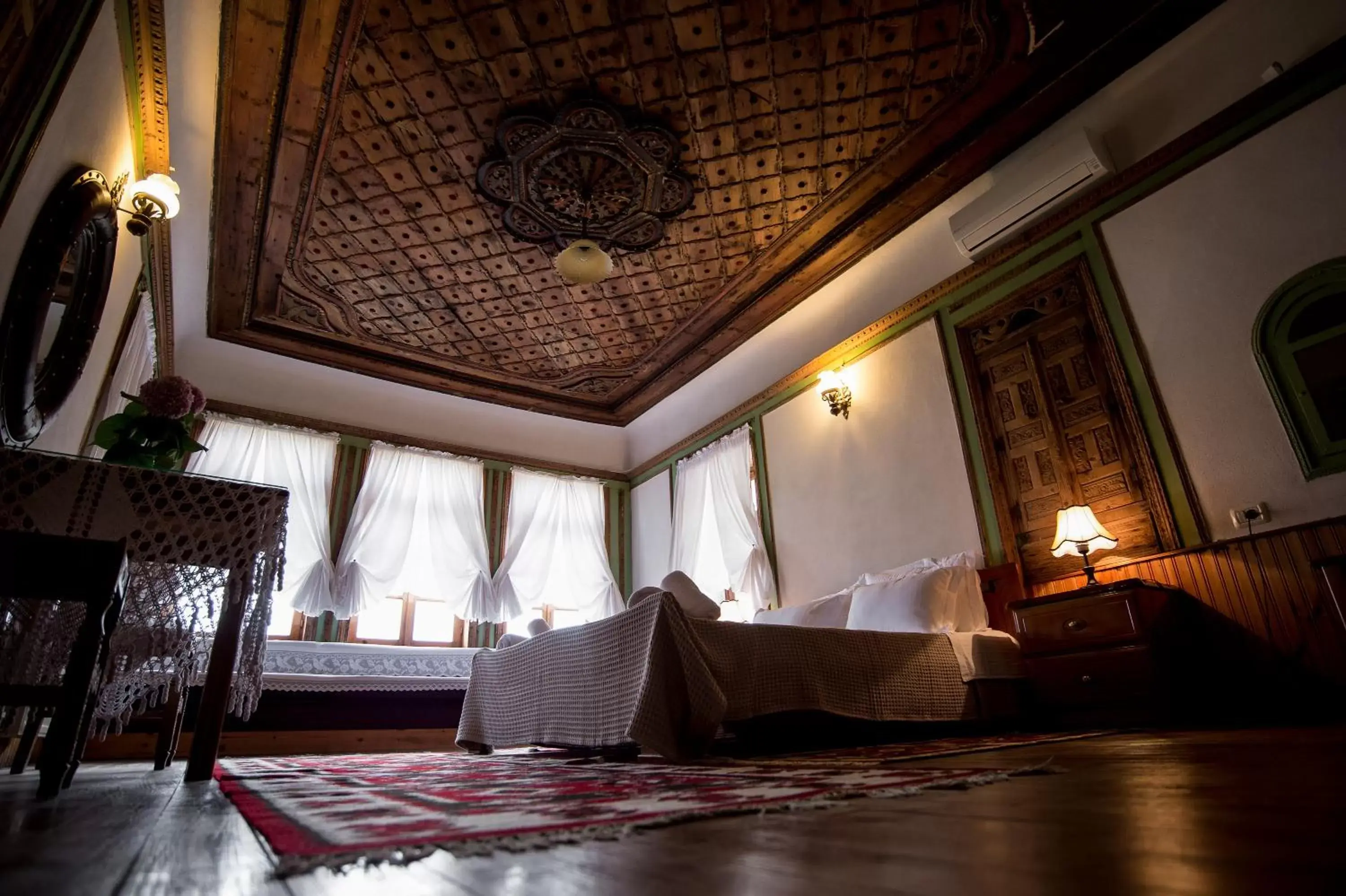 Superior Double Room with Sofa in Hotel Kalemi Superior Double Room with Sofa in Hotel Kalemi