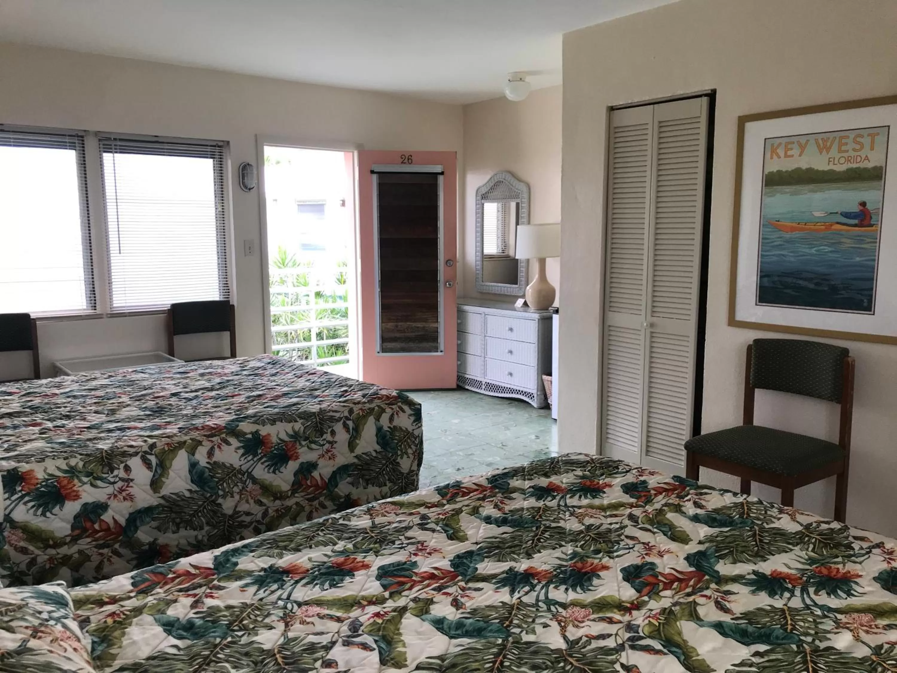 Bedroom, Bed in El Patio Motel