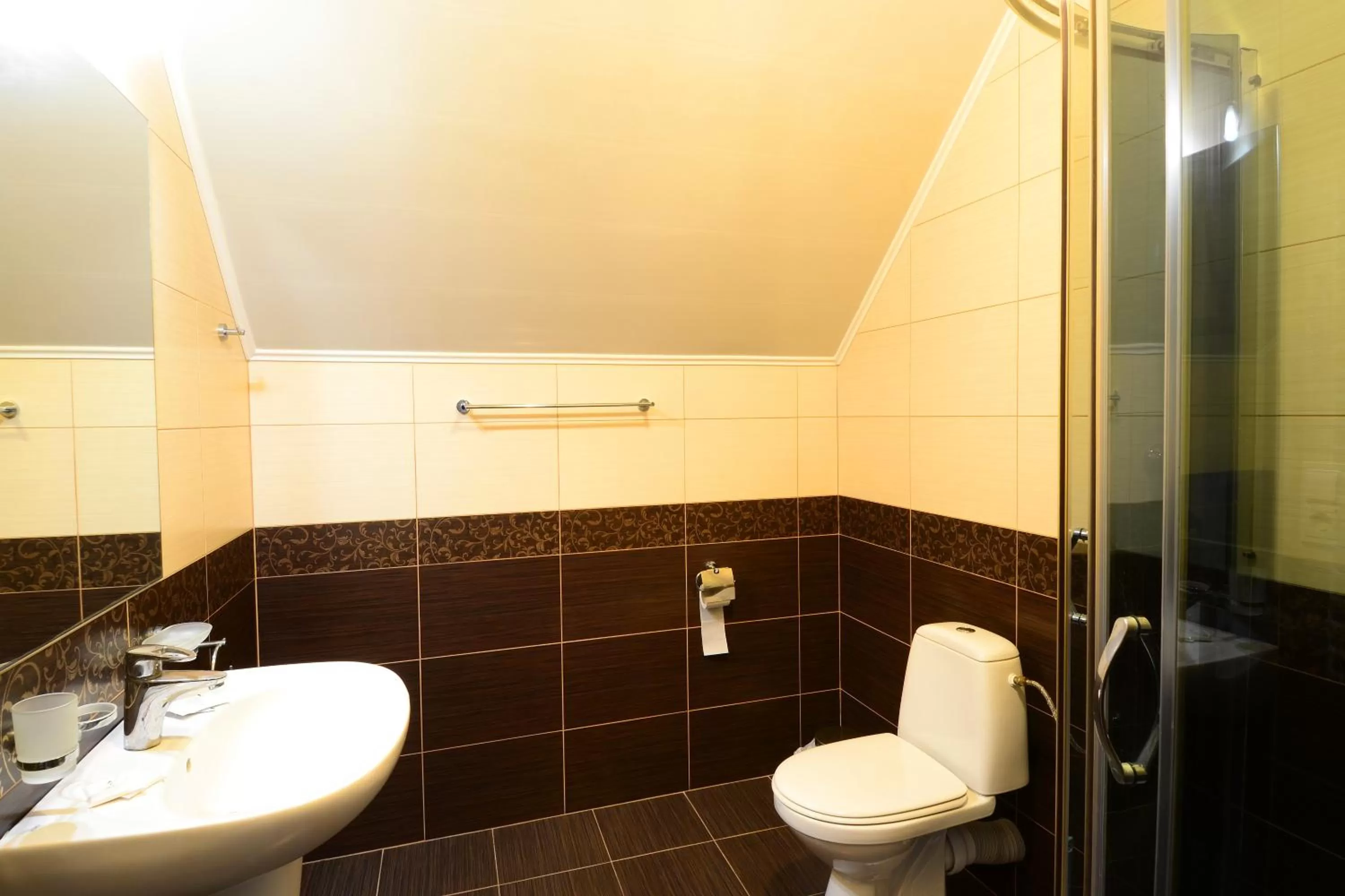 Bathroom in Hotel Korona