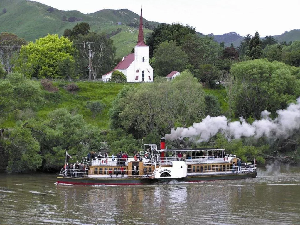 Area and facilities in Riverview Motel