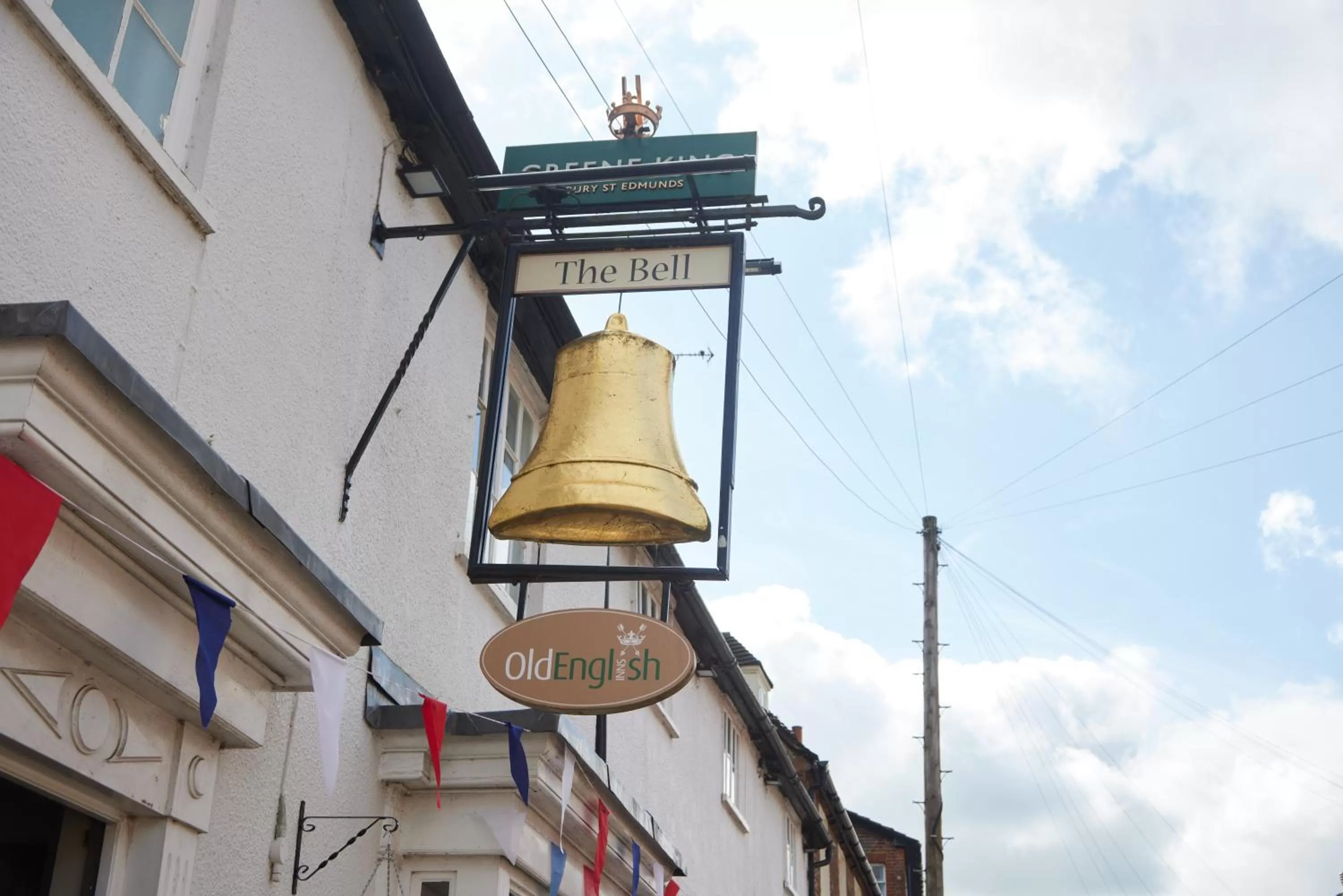 Logo/Certificate/Sign in The Bell Hotel Woburn By Greene King Inns
