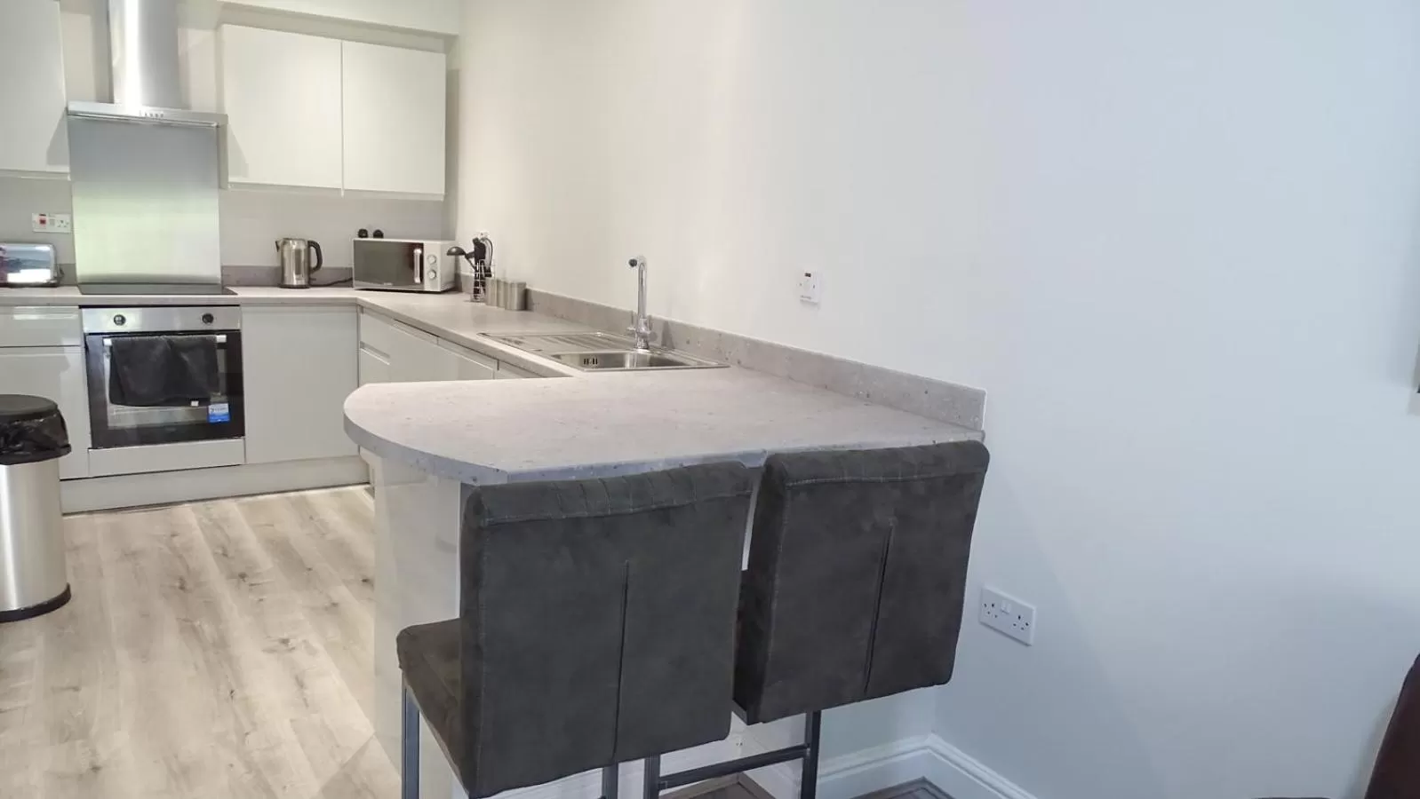 Kitchen or kitchenette in Cocoon @ International Inn + Apartments