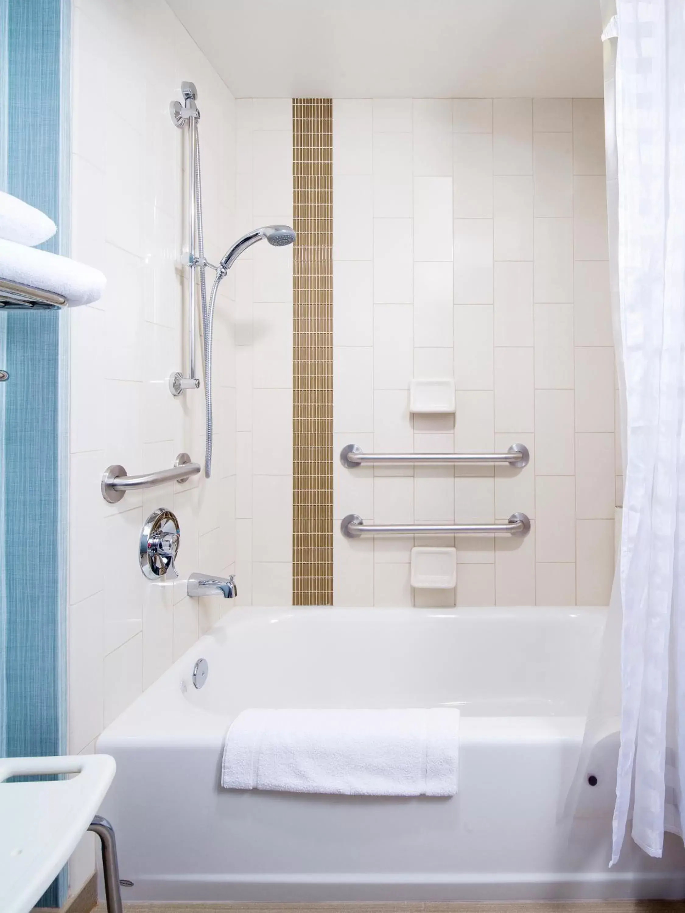 King Room with Sofa Bed and Accessible Tub - Disability Access in Hyatt Place Dallas/Plano King Room with Sofa Bed and Accessible Tub - Disability Access in Hyatt Place Dallas/Plano