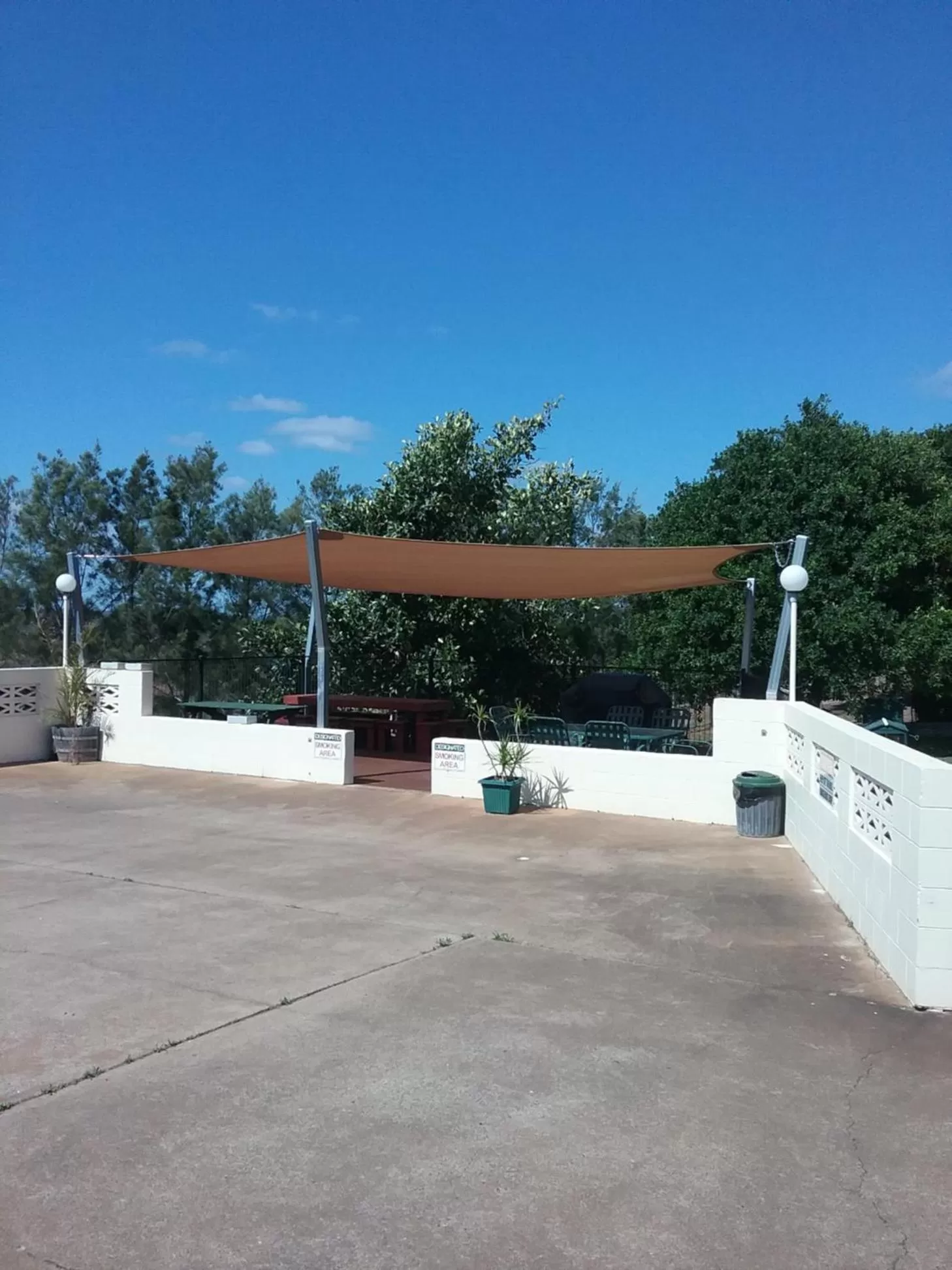 BBQ facilities in Avocado Motor Inn